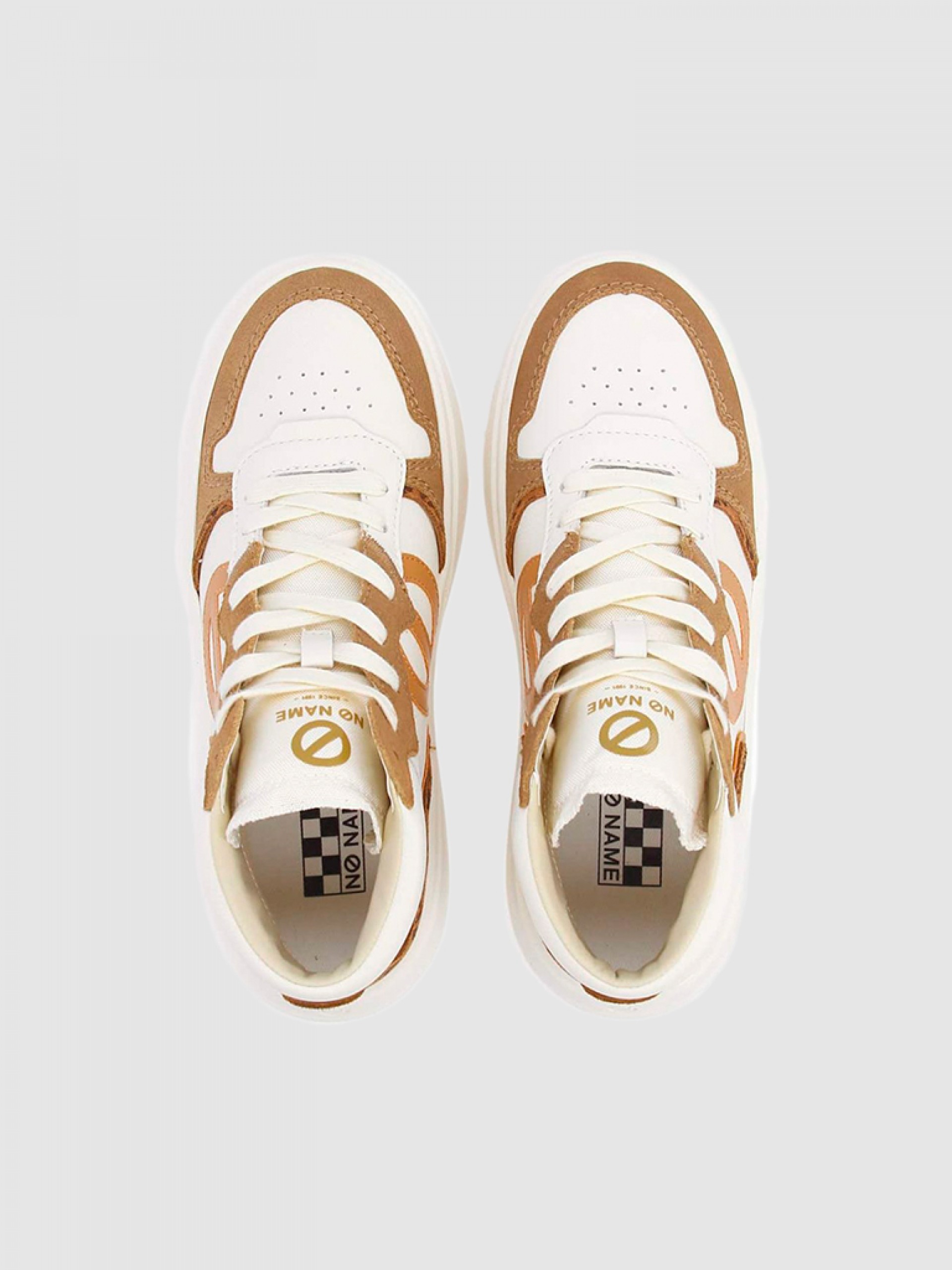 Sneakers Woman No Name