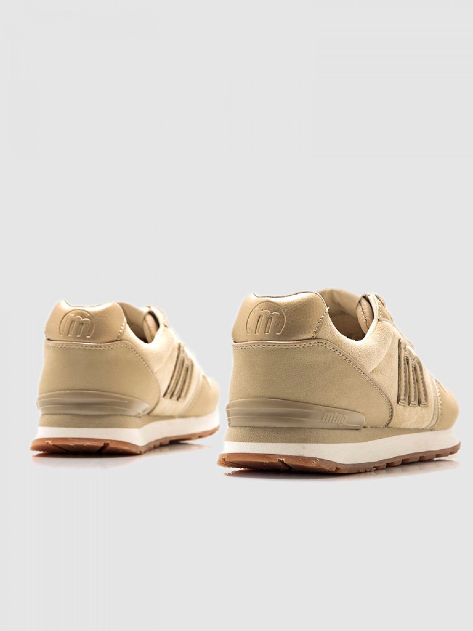 Sneakers Woman Mtng