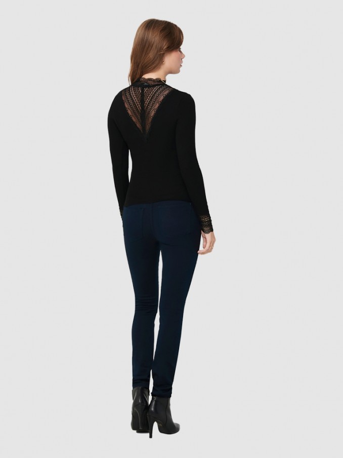 Pullover Woman Only