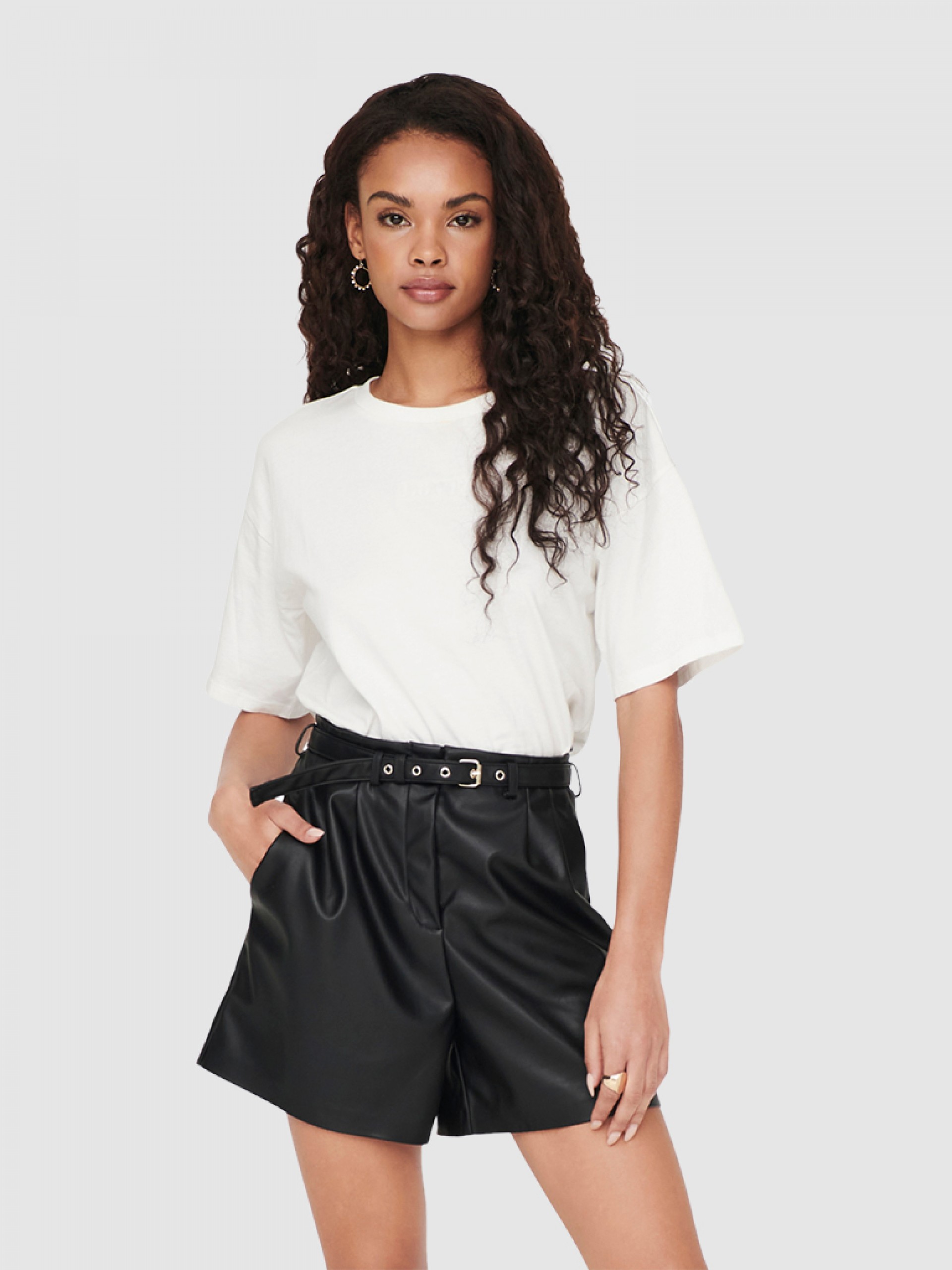 Shorts Woman Only