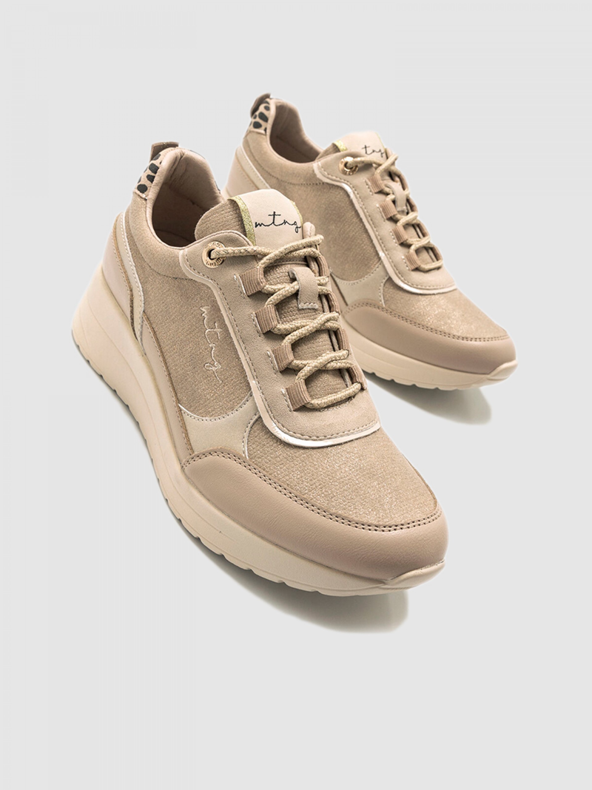Sneakers Woman Mtng