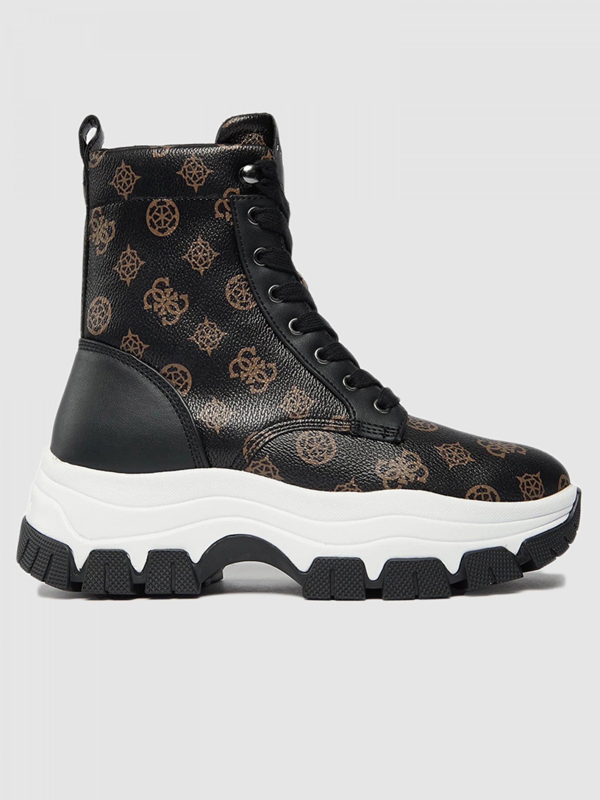 Sneakers Woman Guess