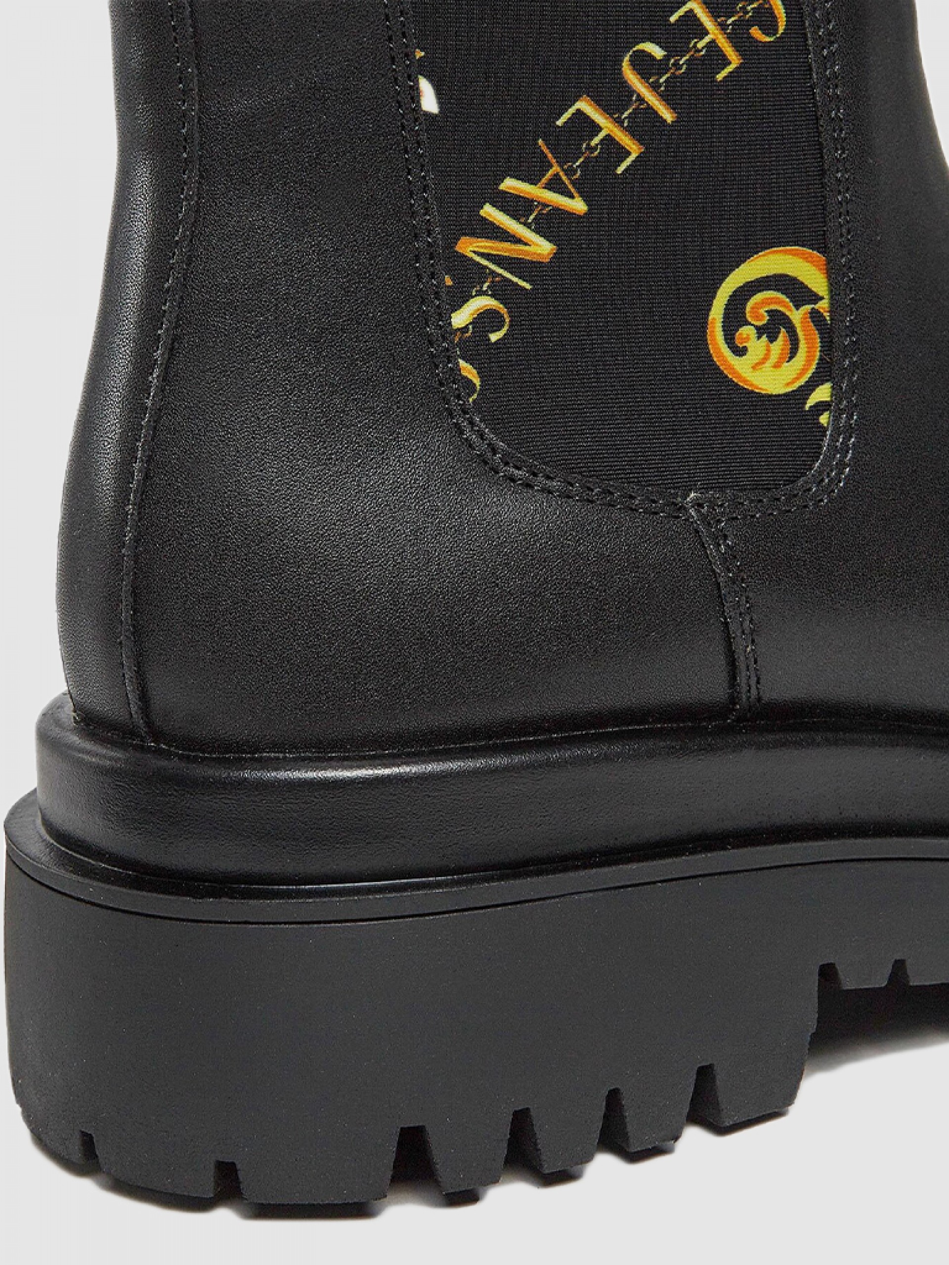 Boots Woman Versace