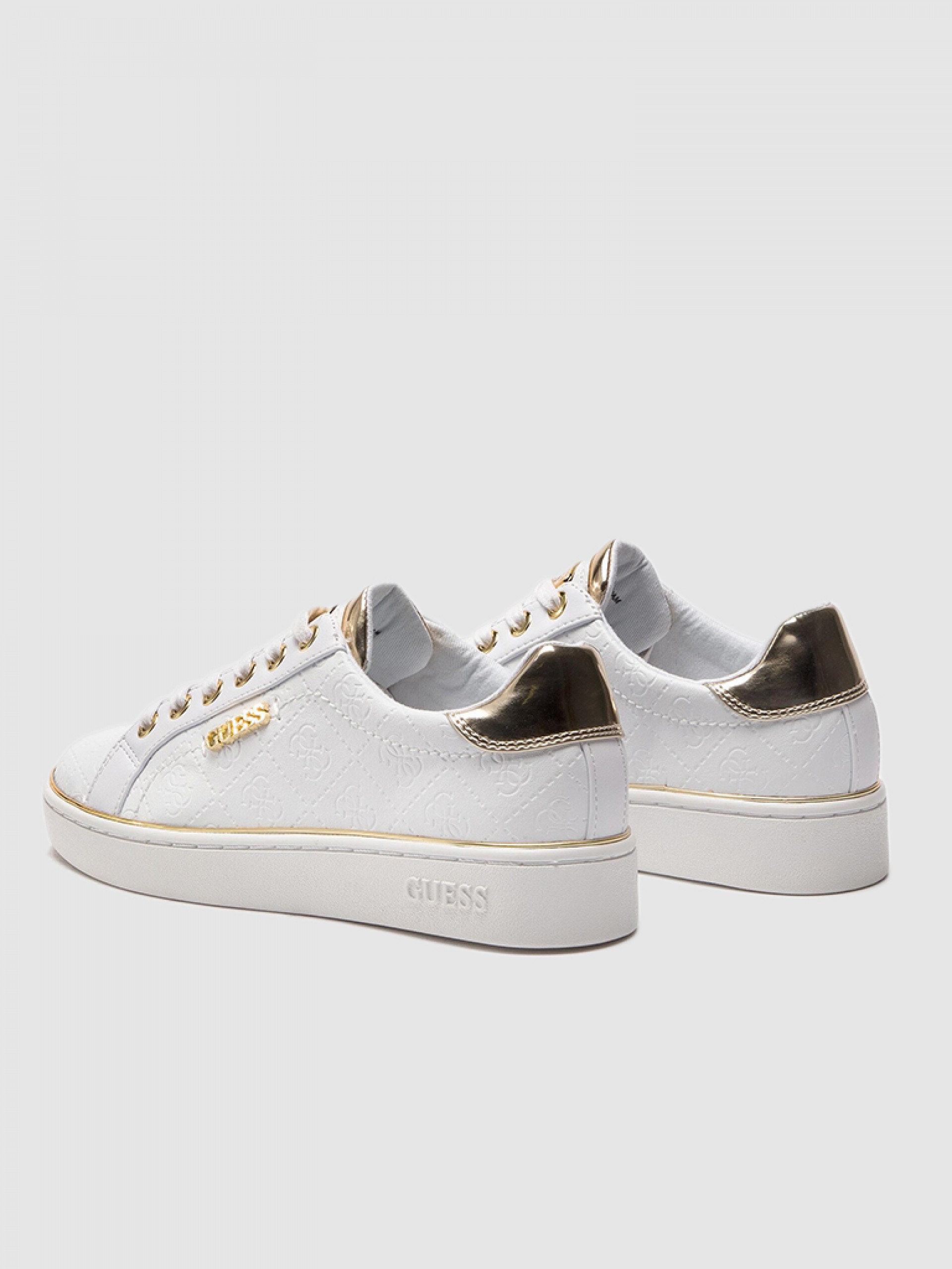 Sneakers Woman Guess