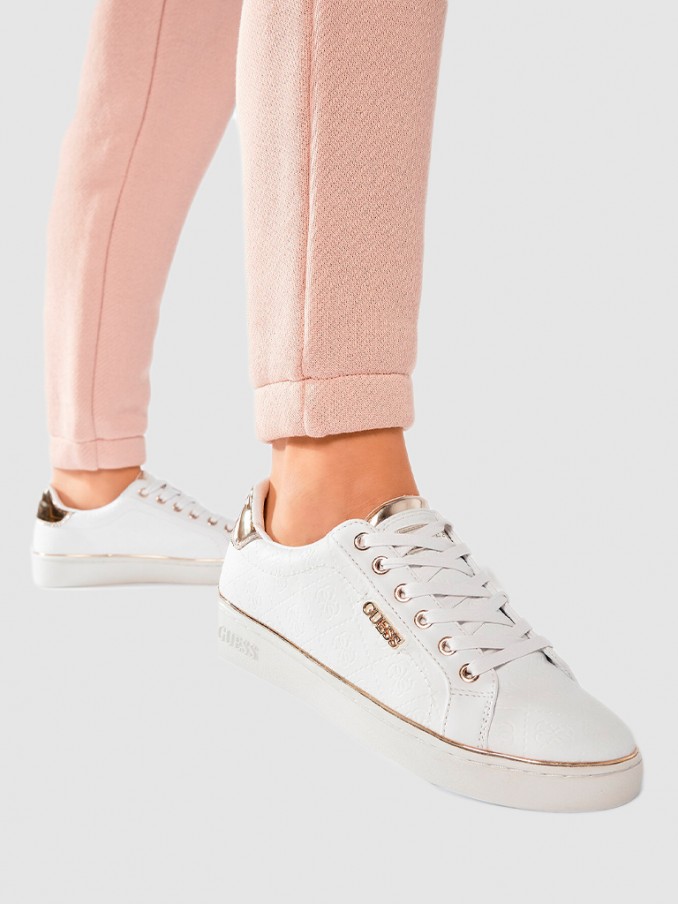Sneakers Woman Guess