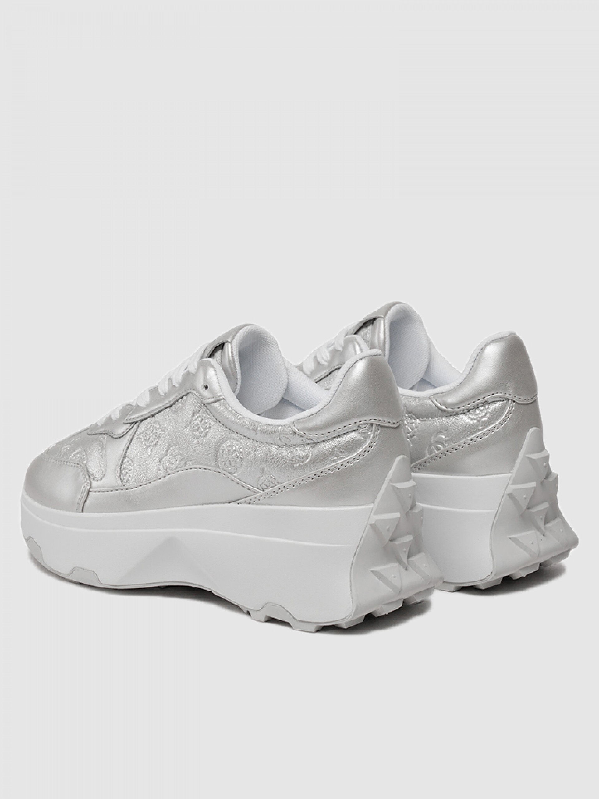 Sneakers Woman Guess