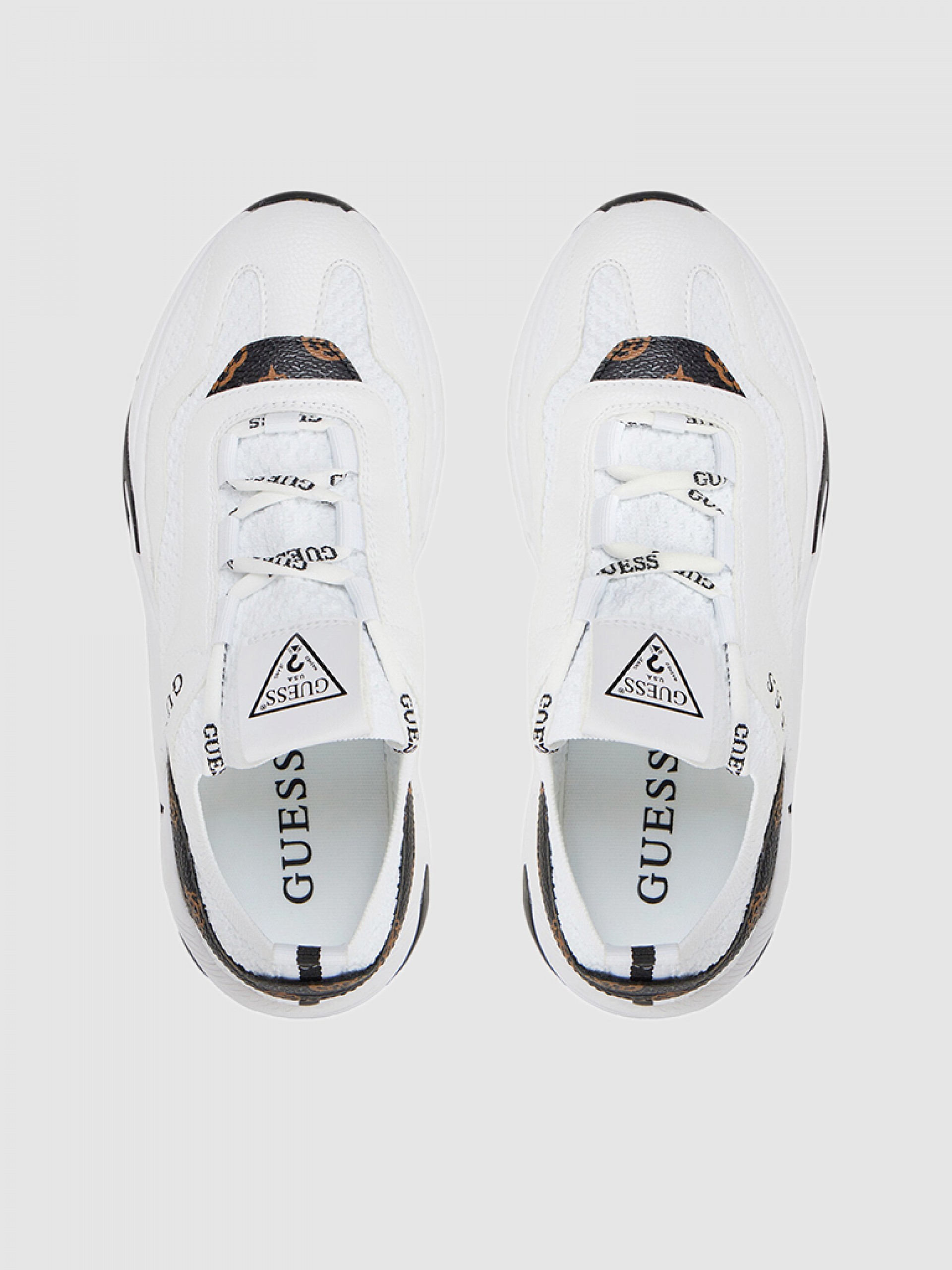 Tenis Mujer Guess