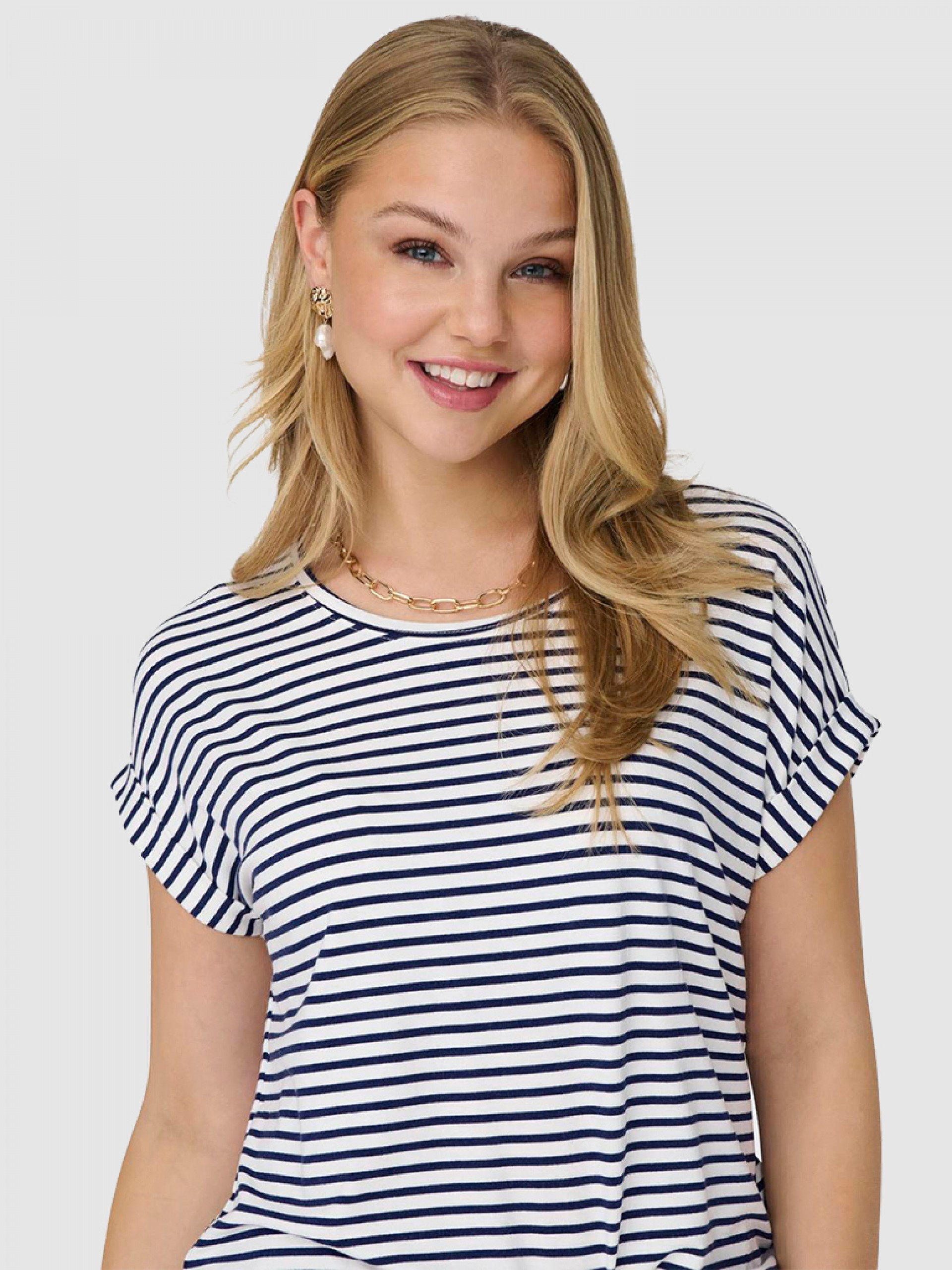 T-Shirt Mulher Moster Only