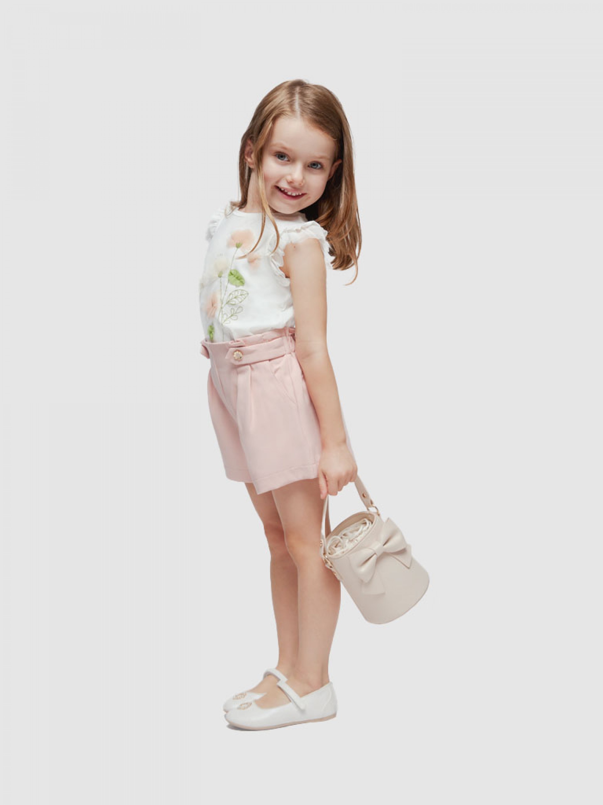 Shorts Girl Mayoral