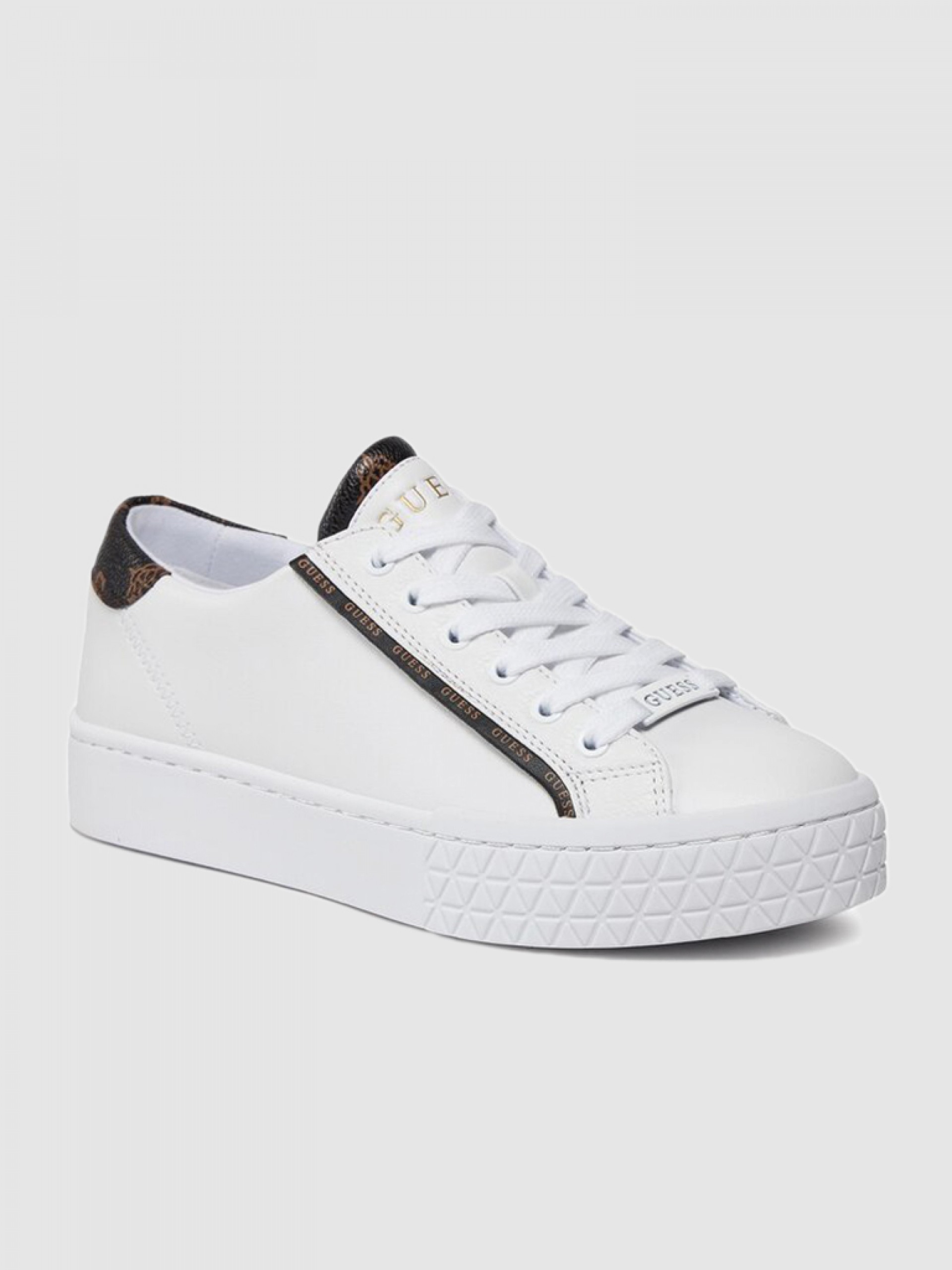 Sneakers Woman Guess