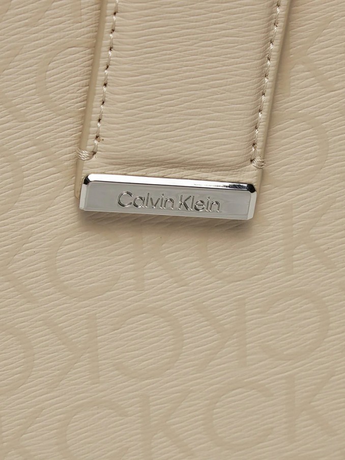 Shoppers Woman Calvin Klein