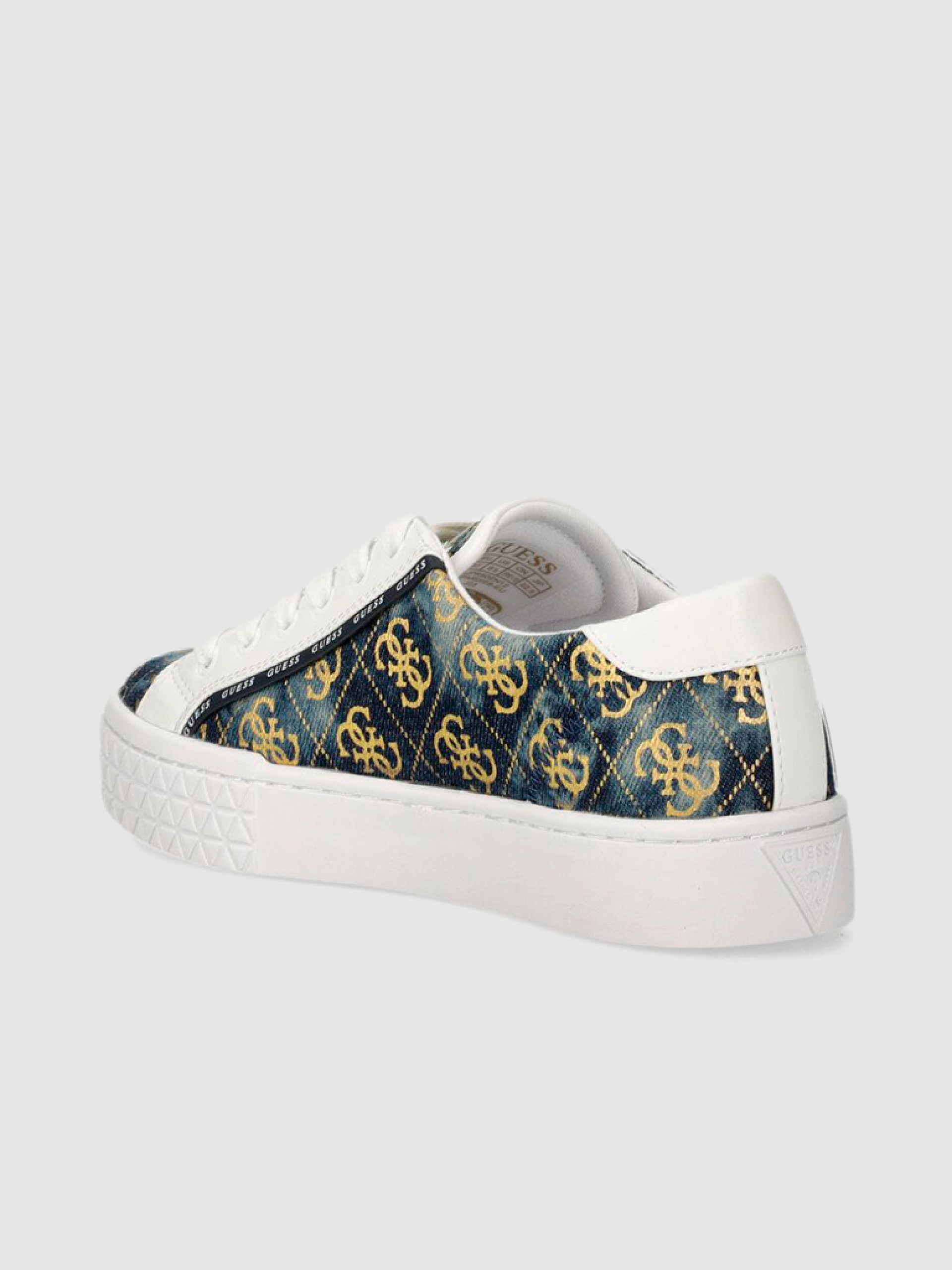 Sneakers Woman Guess