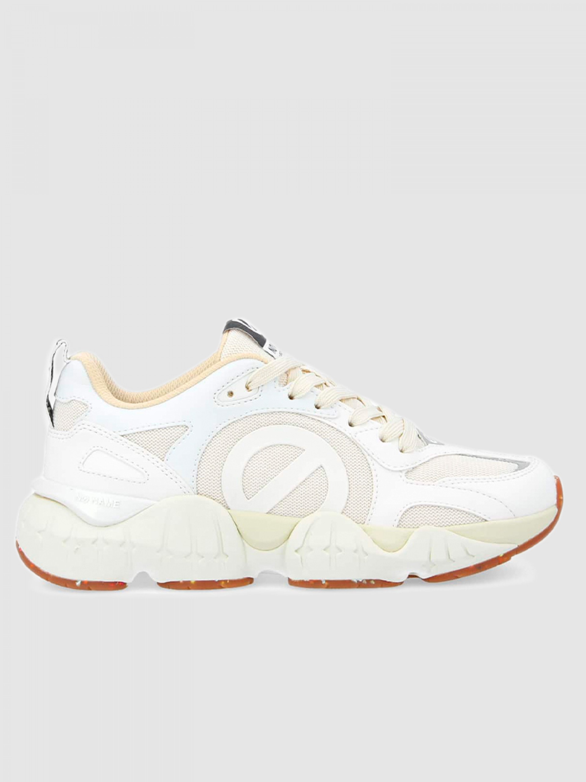 Sneakers Woman No Name