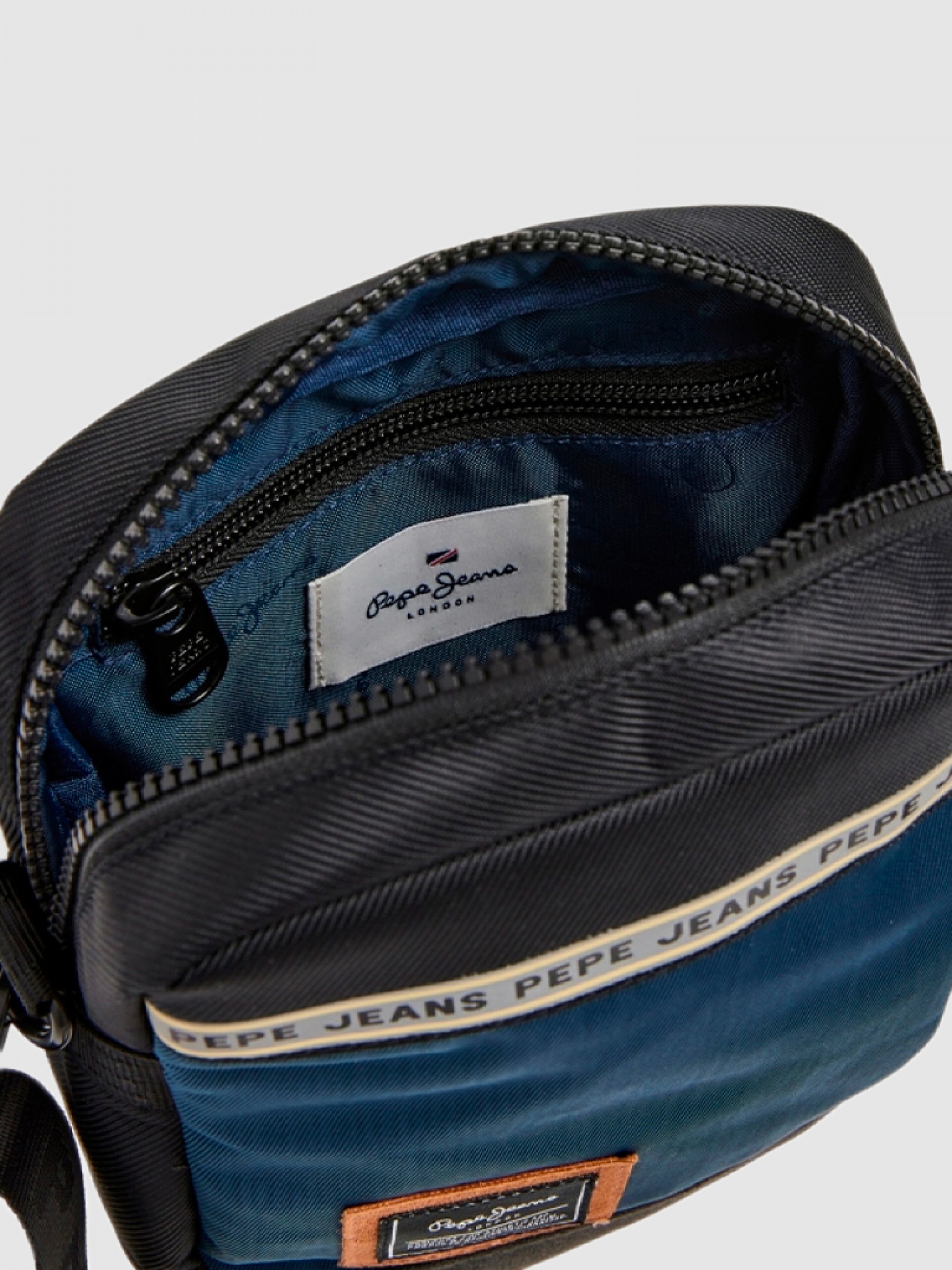 Shoulder Bags Man Pepe Jeans London
