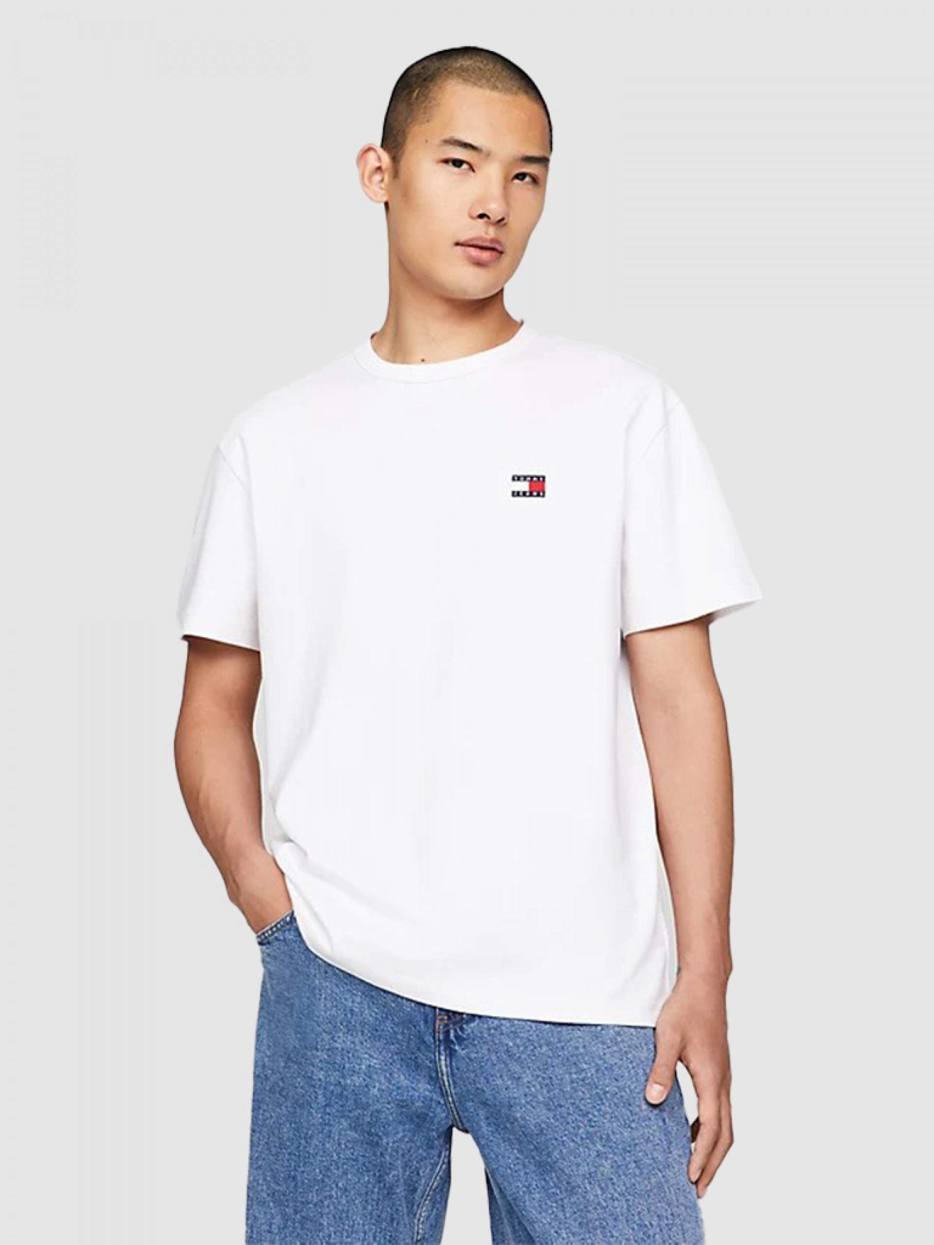 T-Shirt Homem Badge Tommy Jeans
