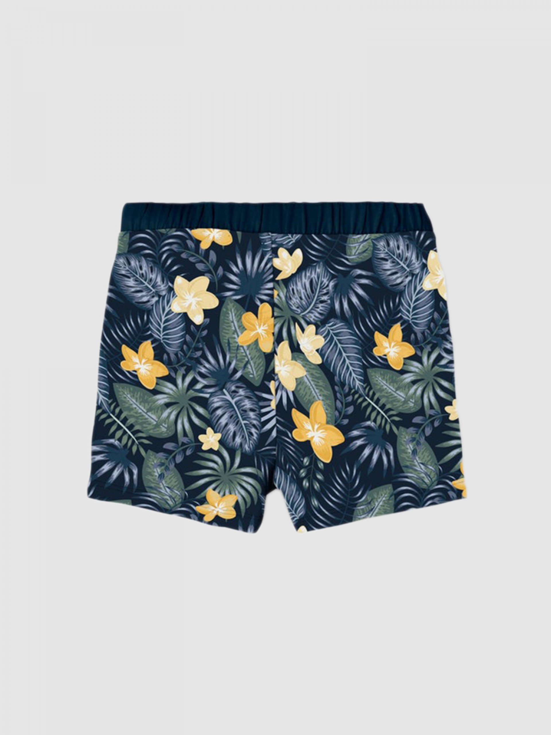 Shorts Girl Name It