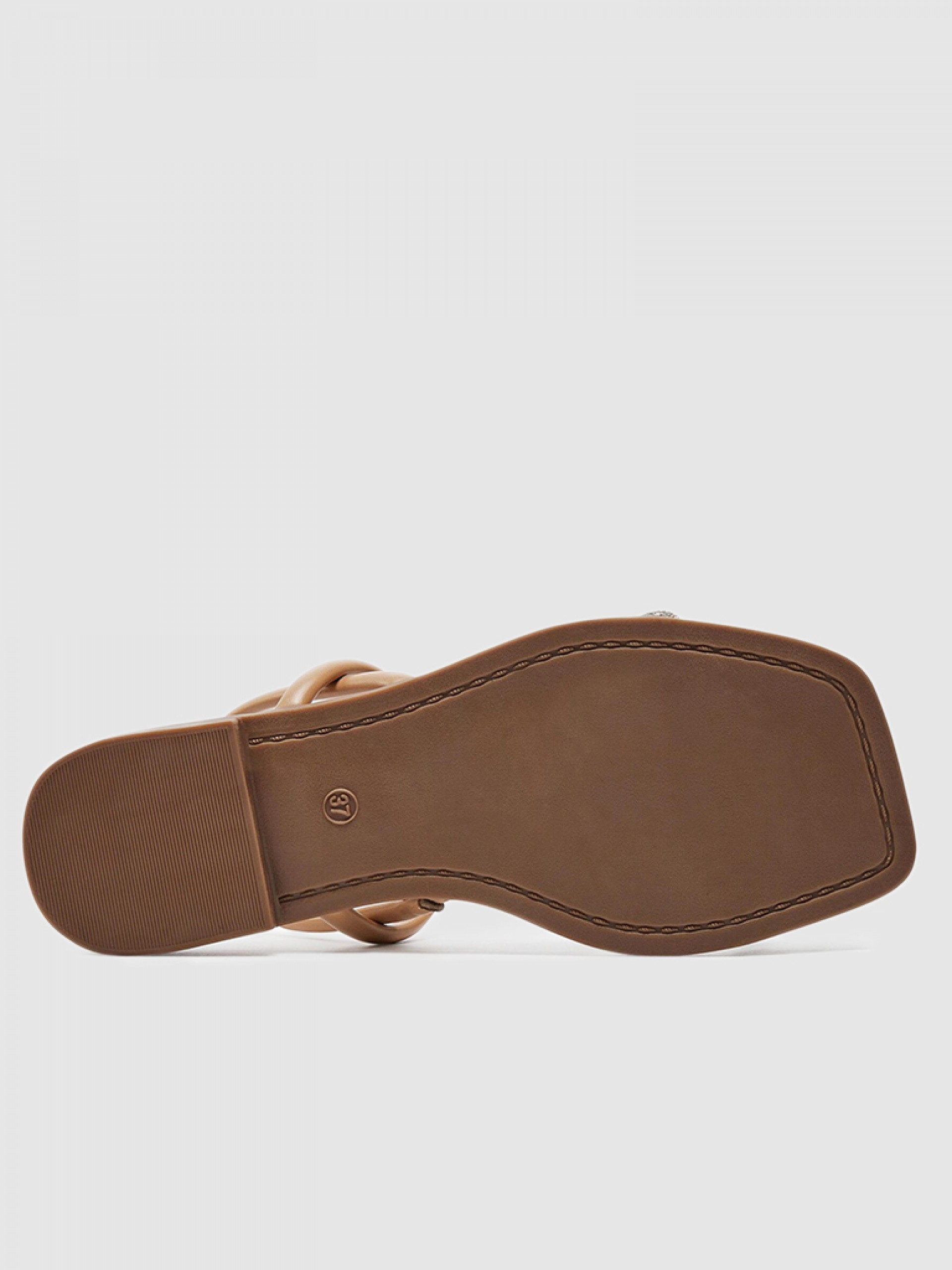 Sandals and Clogs Woman Only