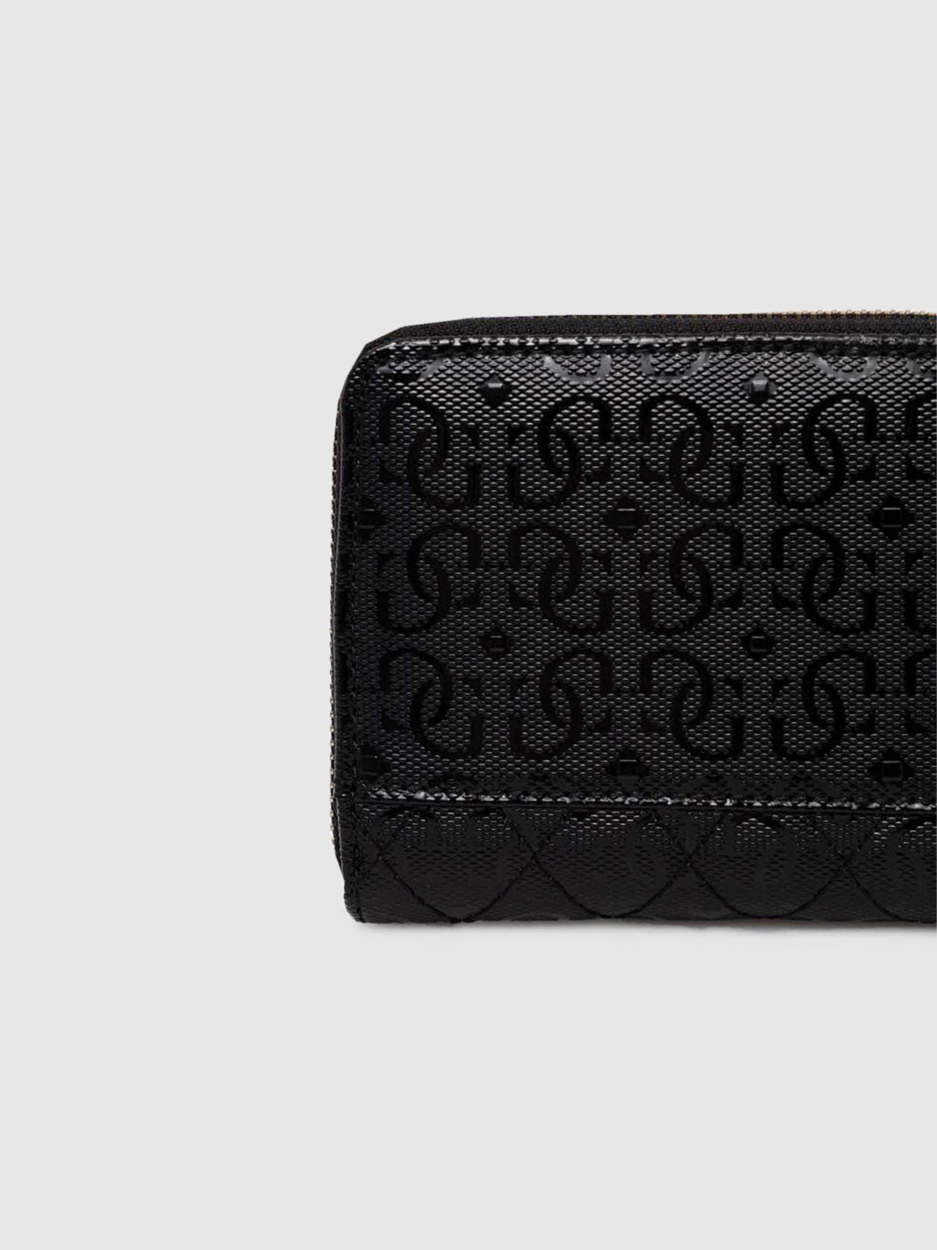 Wallet Woman Guess