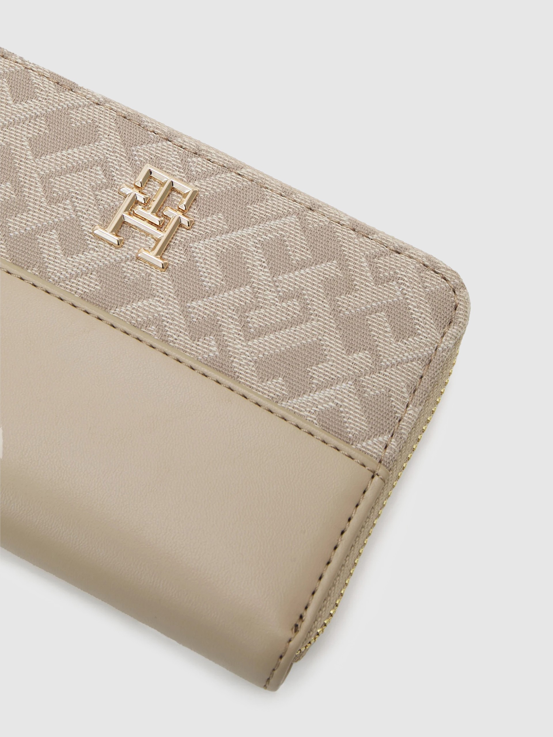 Billetera Mujer Tommy Hilfiger