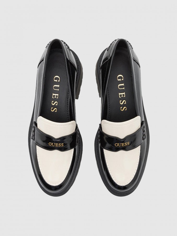 Moccasin Woman Guess