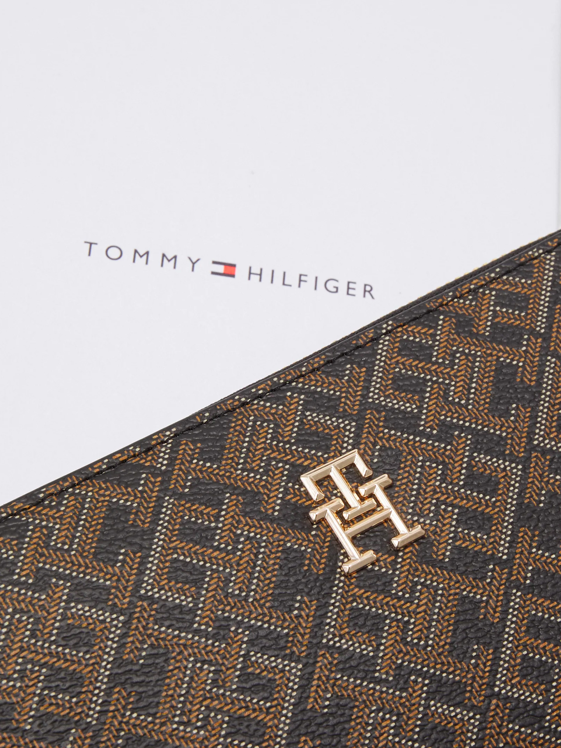 Billetera Mujer Tommy Hilfiger