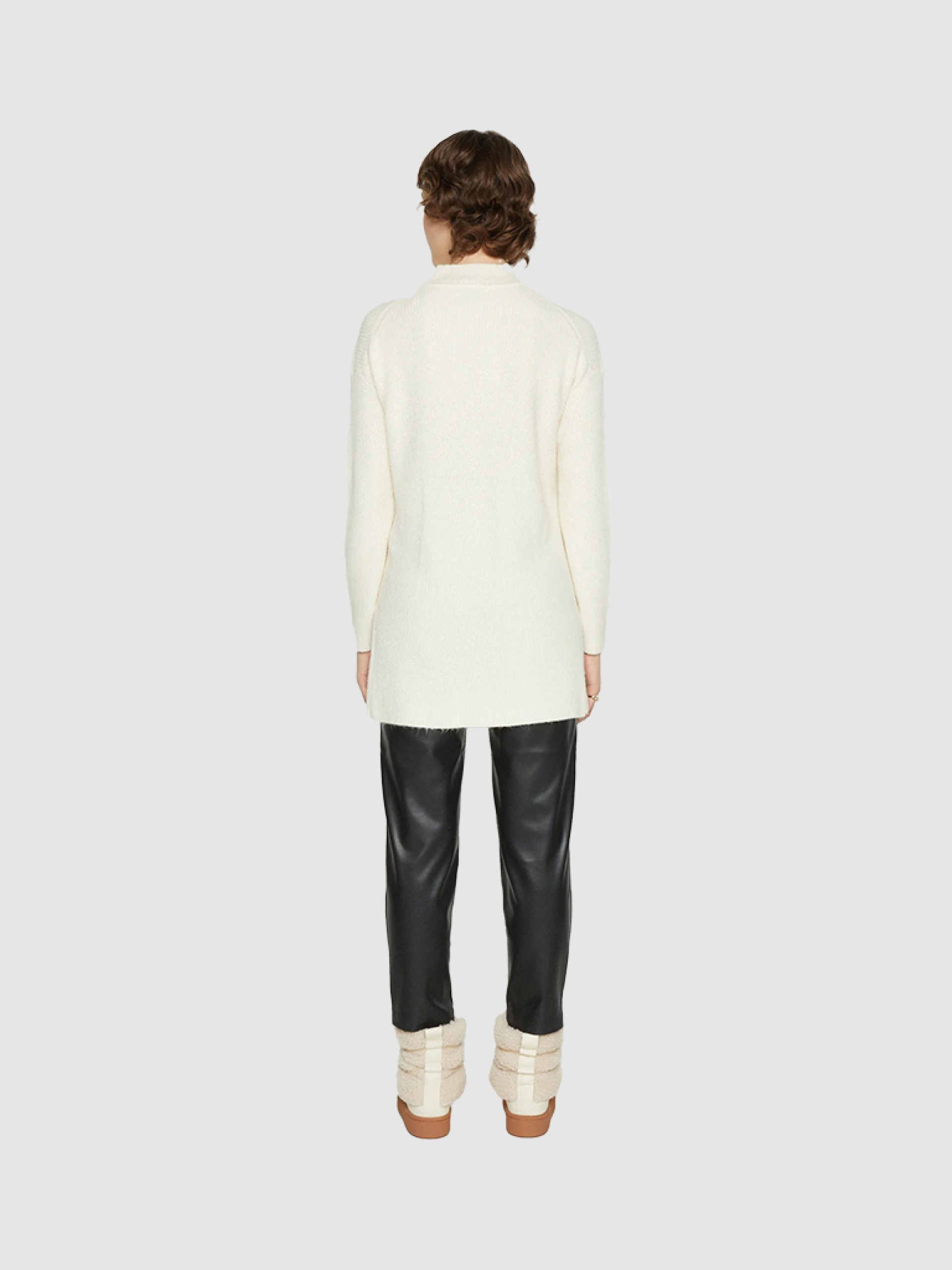 Pullover Woman Only