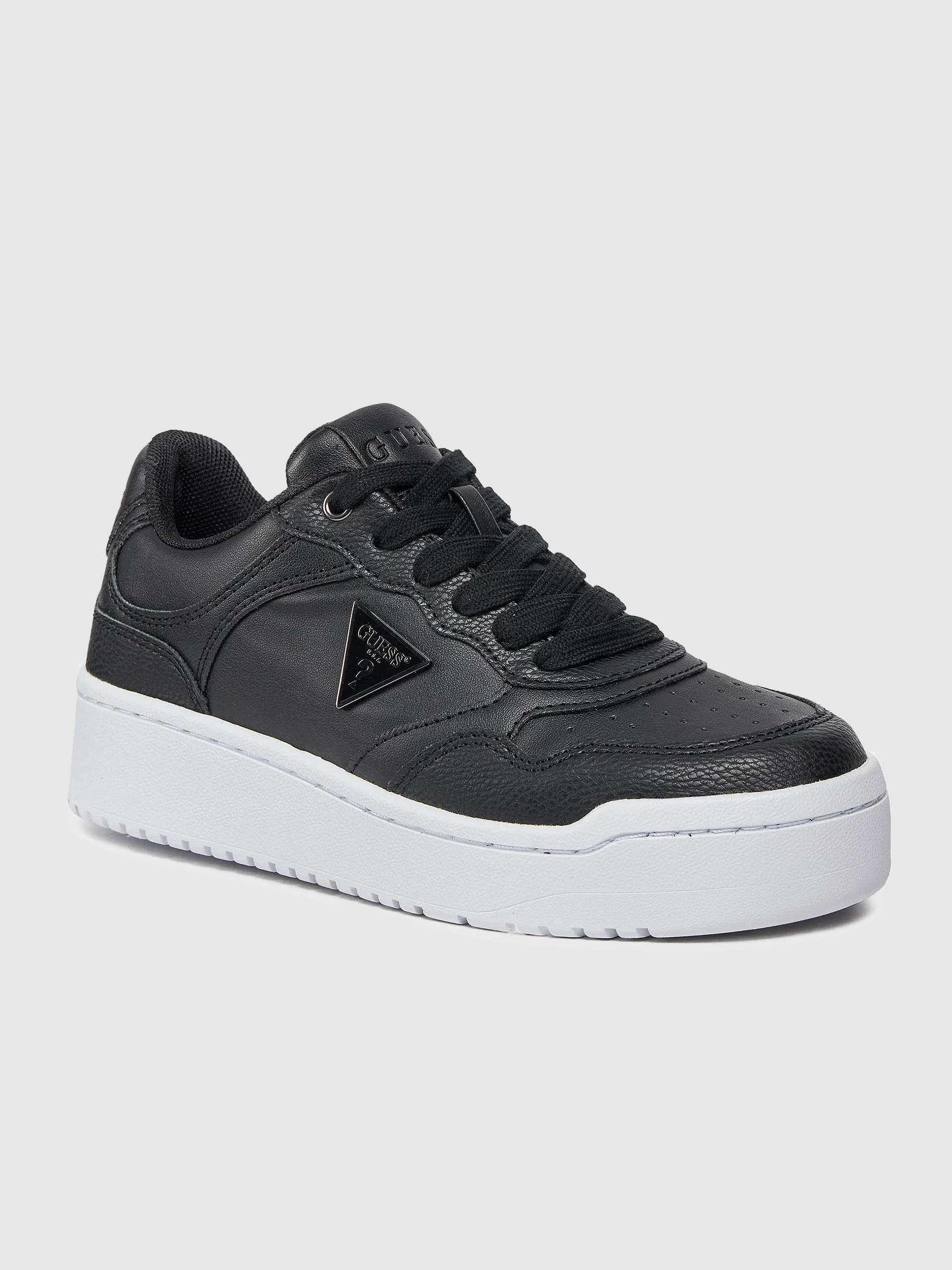 Sneakers Woman Guess