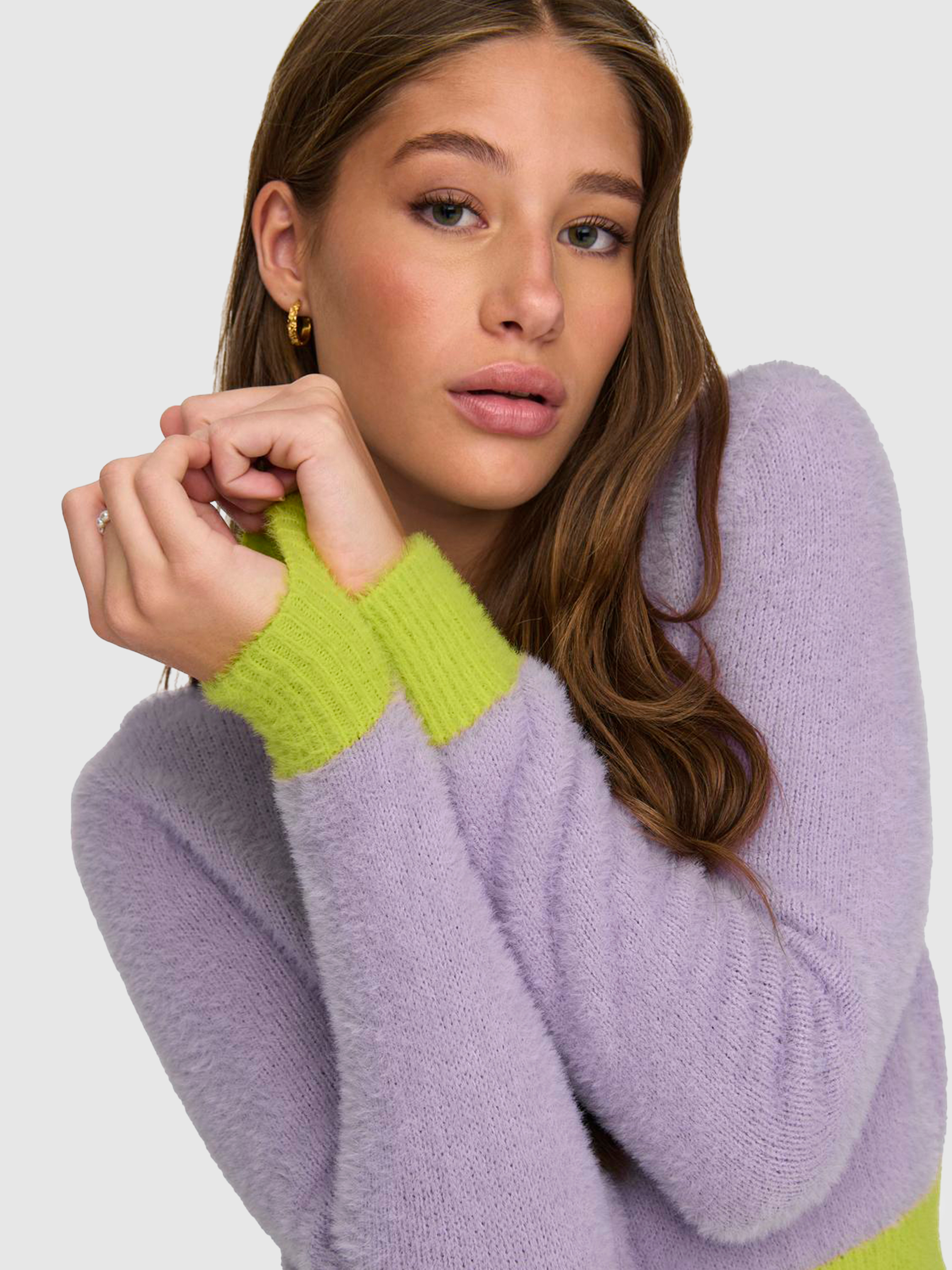 Pullover Woman Only