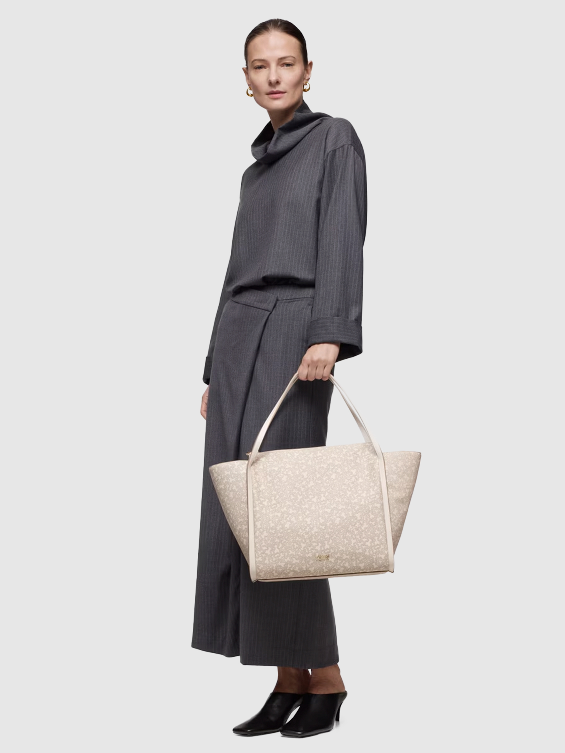Shoppers Woman Tous