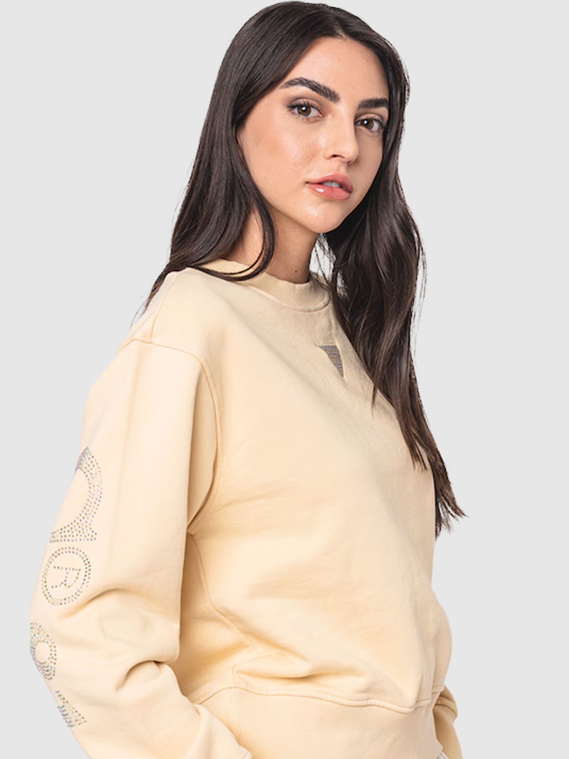 Jumper Woman Guess