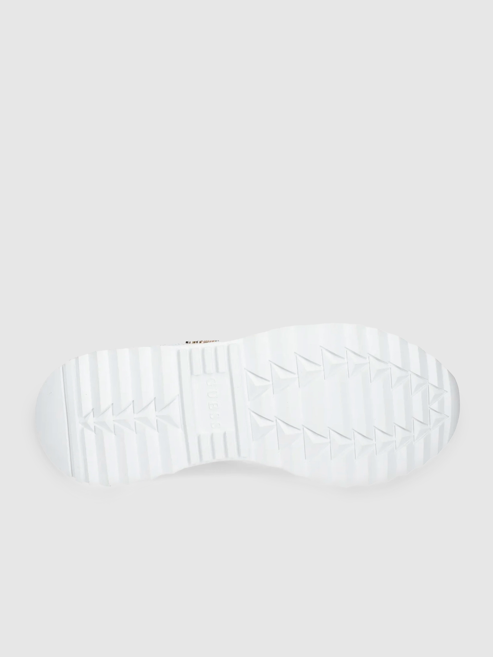 Sneakers Woman Guess