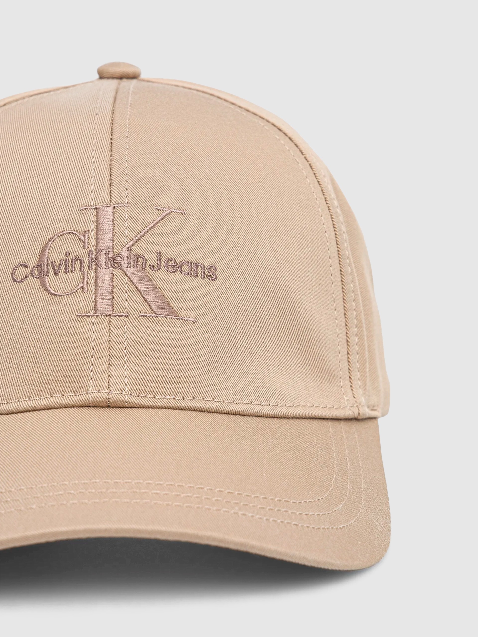 Caps Woman Calvin Klein