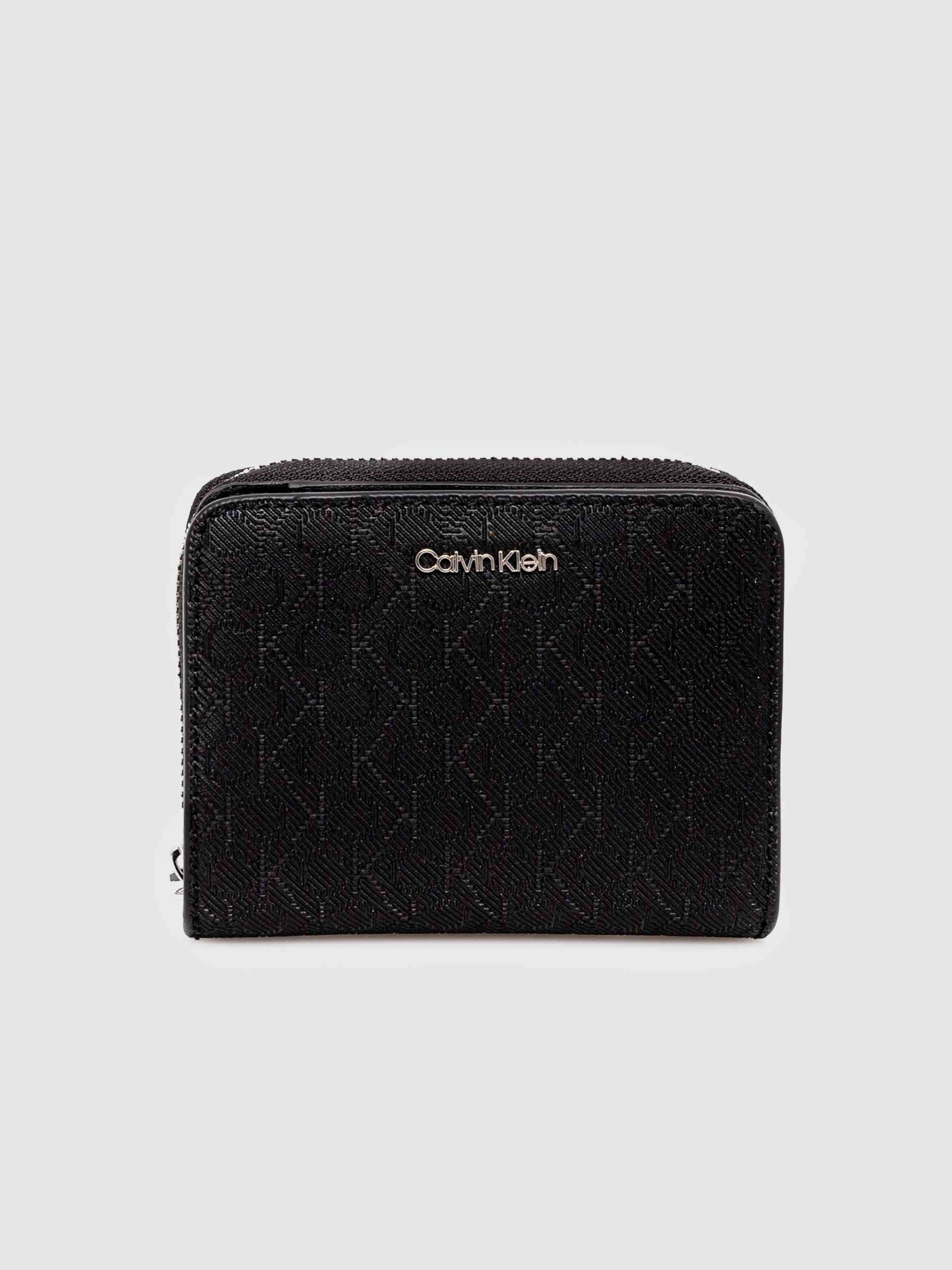 Coin Walle Woman Calvin Klein