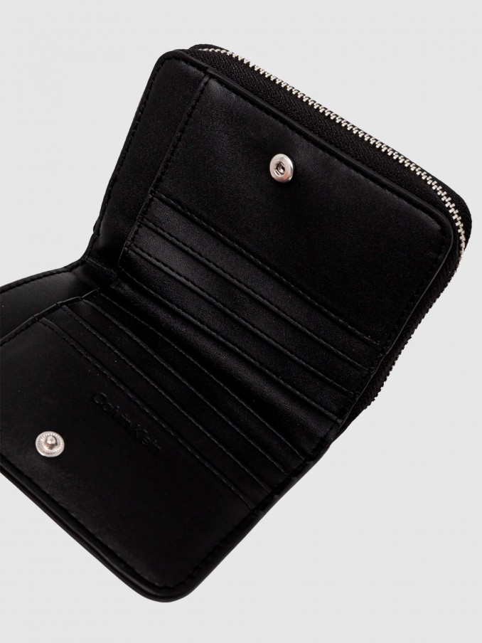 Coin Walle Woman Calvin Klein