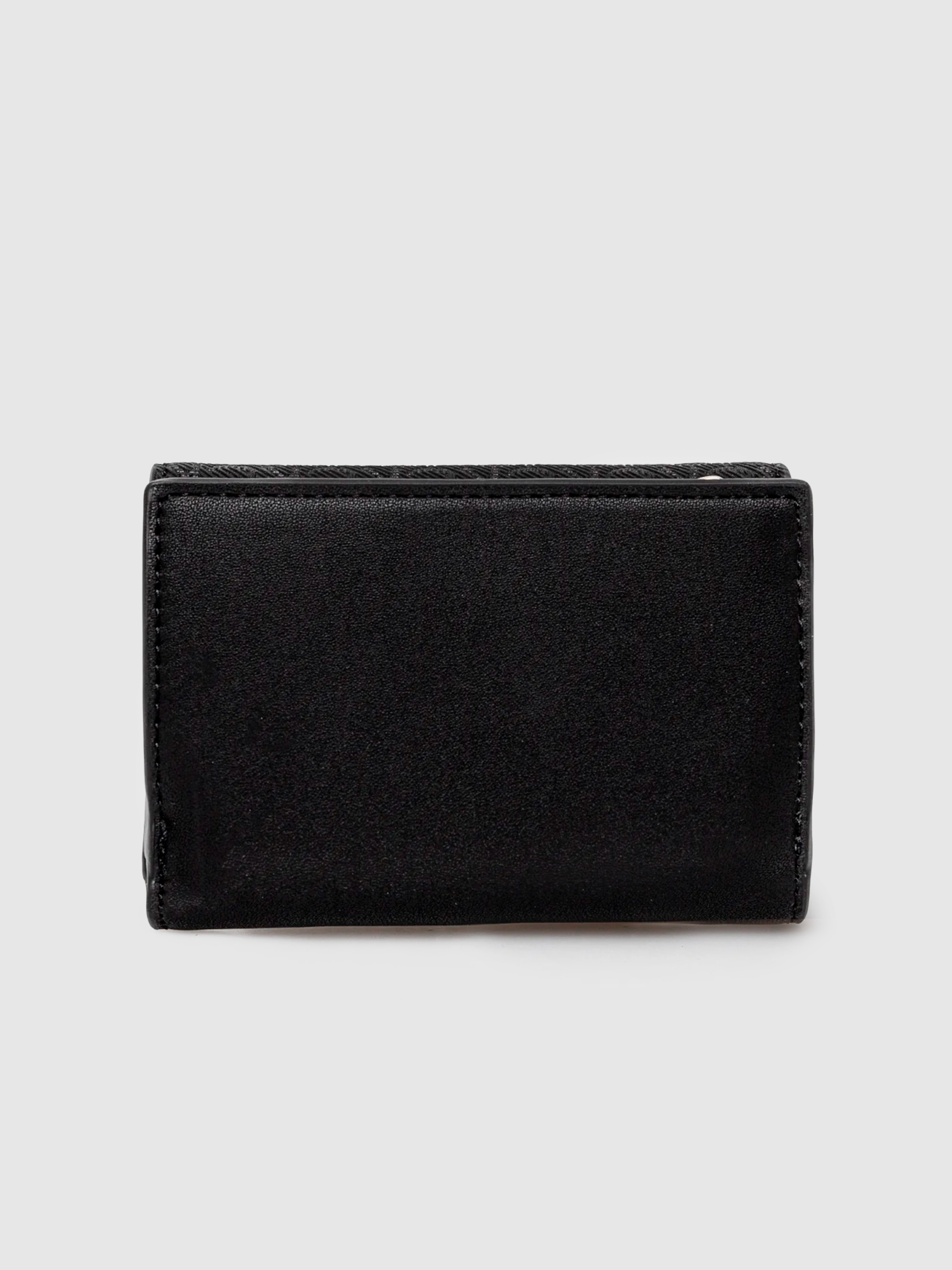 Coin Walle Woman Calvin Klein