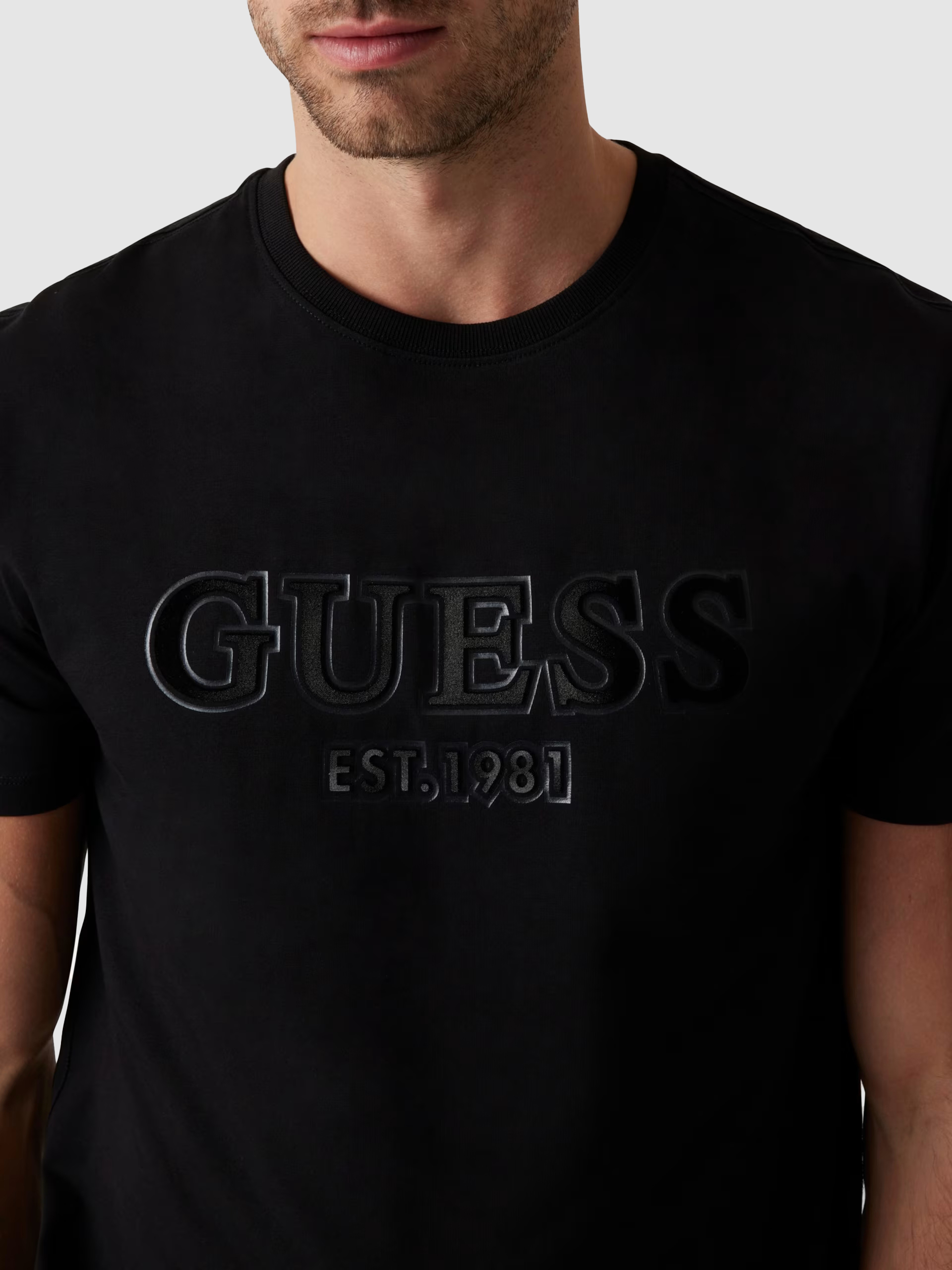 Camiseta Hombre Guess
