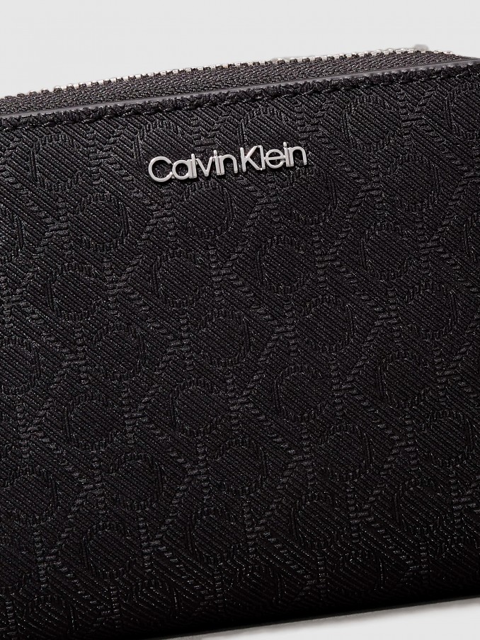 Coin Walle Woman Calvin Klein