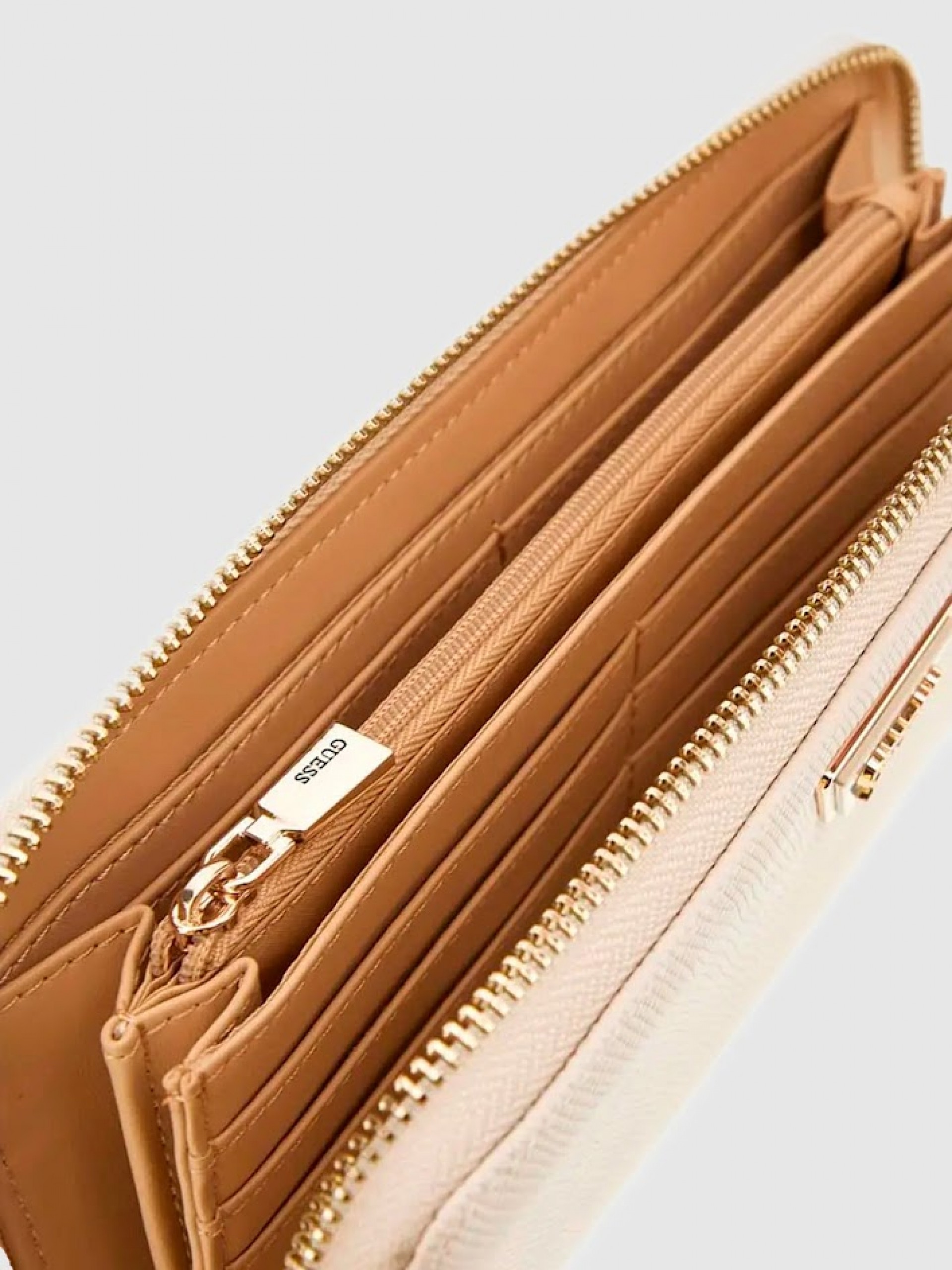 Wallet Woman Guess
