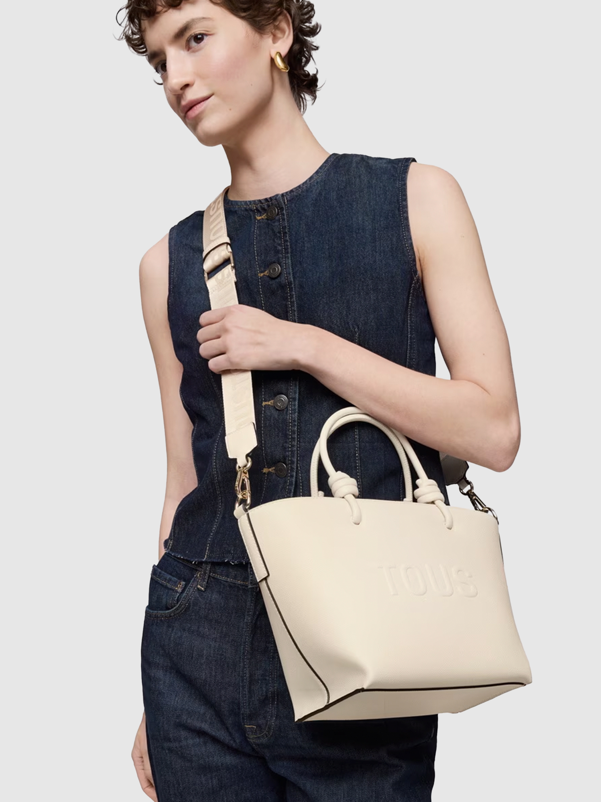 Shoppers Woman Tous