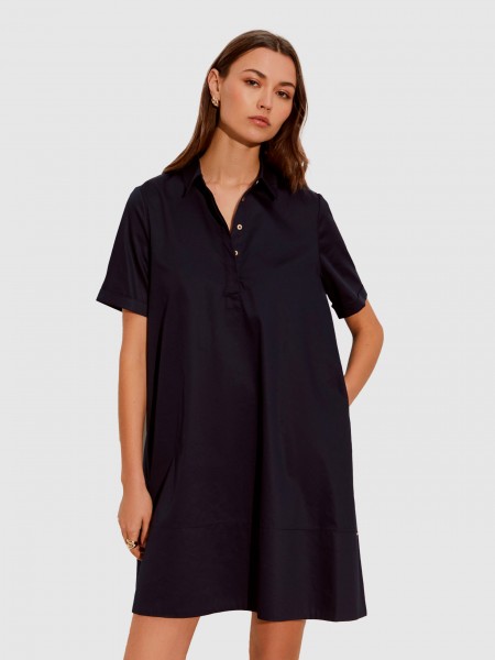 Dress Woman Lion Of Porches