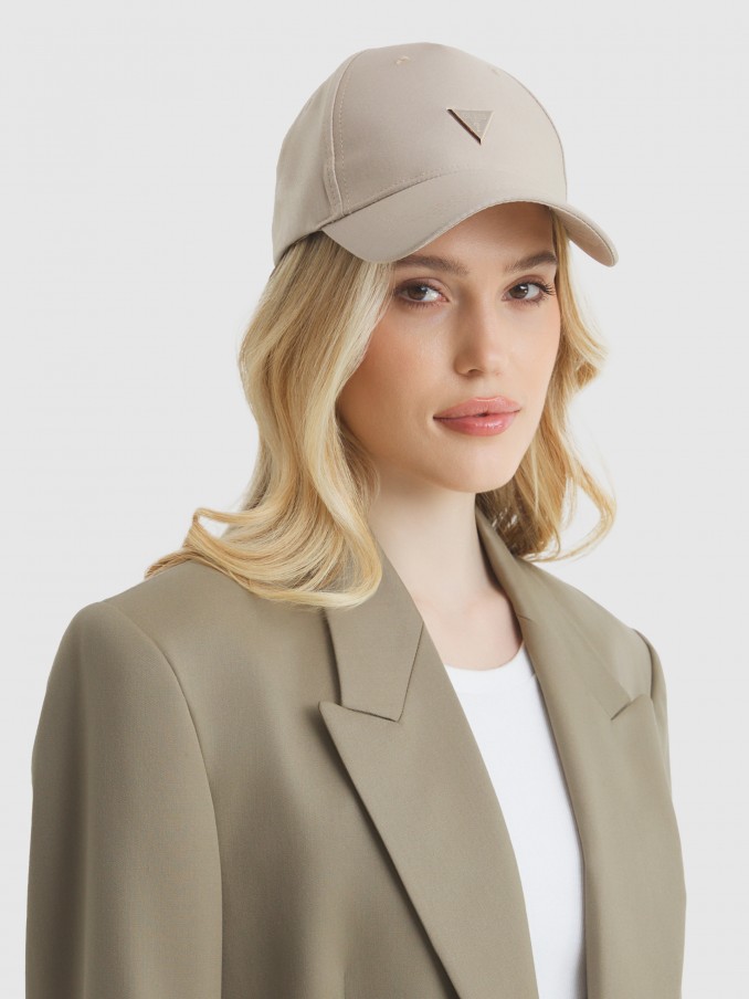 Caps Woman Guess