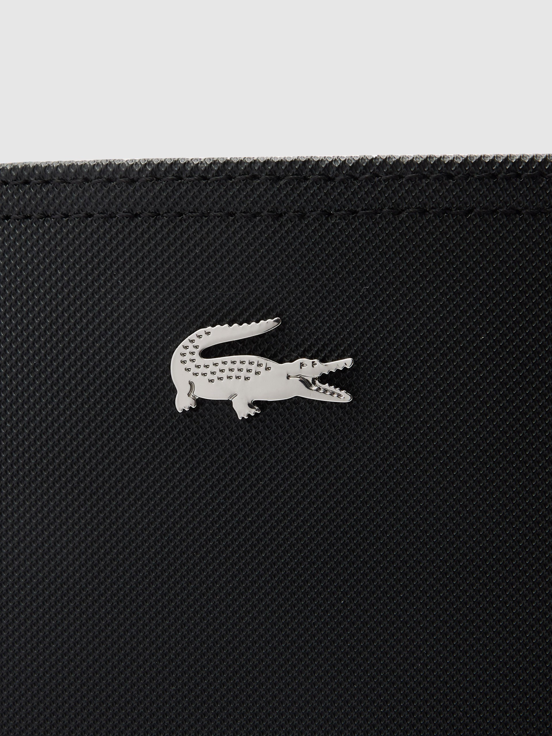 Shoppers Woman Lacoste