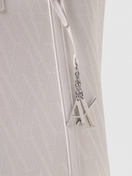 Shoppers Woman Armani Exchange