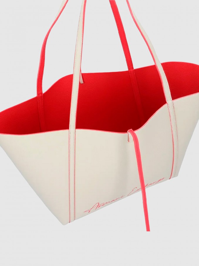 Shoppers Woman Armani Exchange