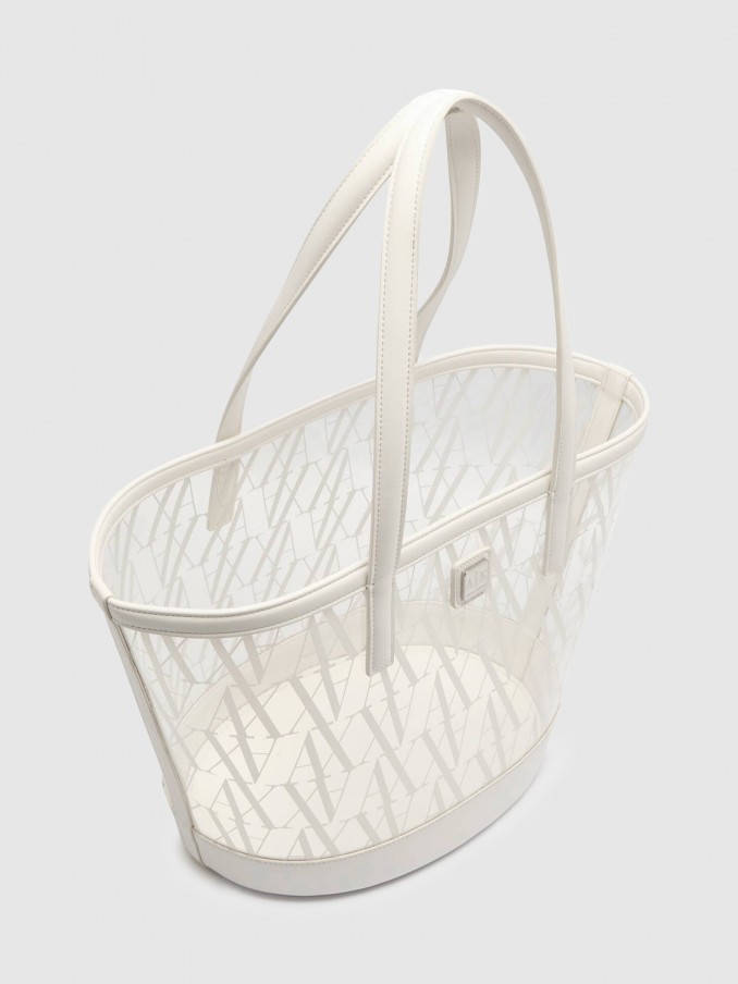 Shoppers Woman Armani Exchange