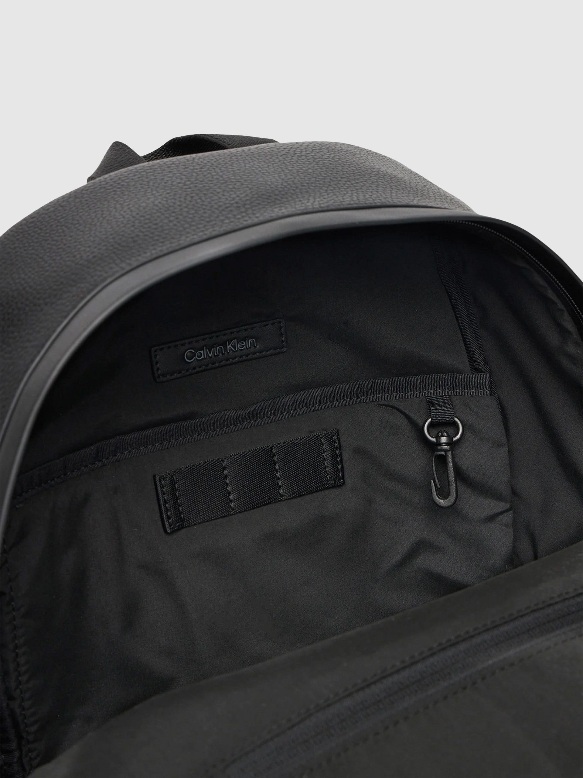 Mochila Hombre Negro Calvin Klein