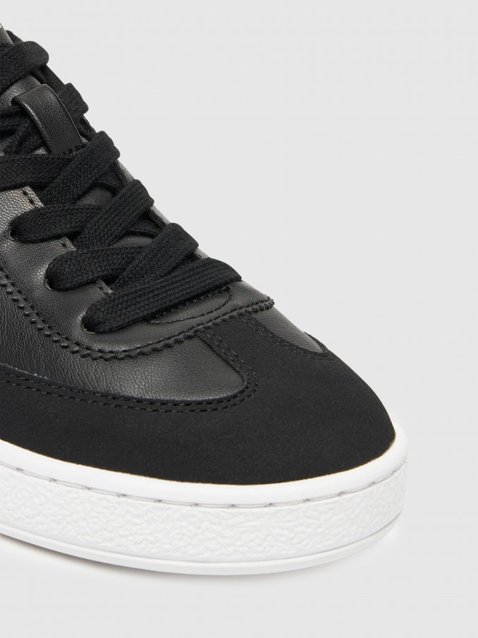 Sneakers Woman Black Guess