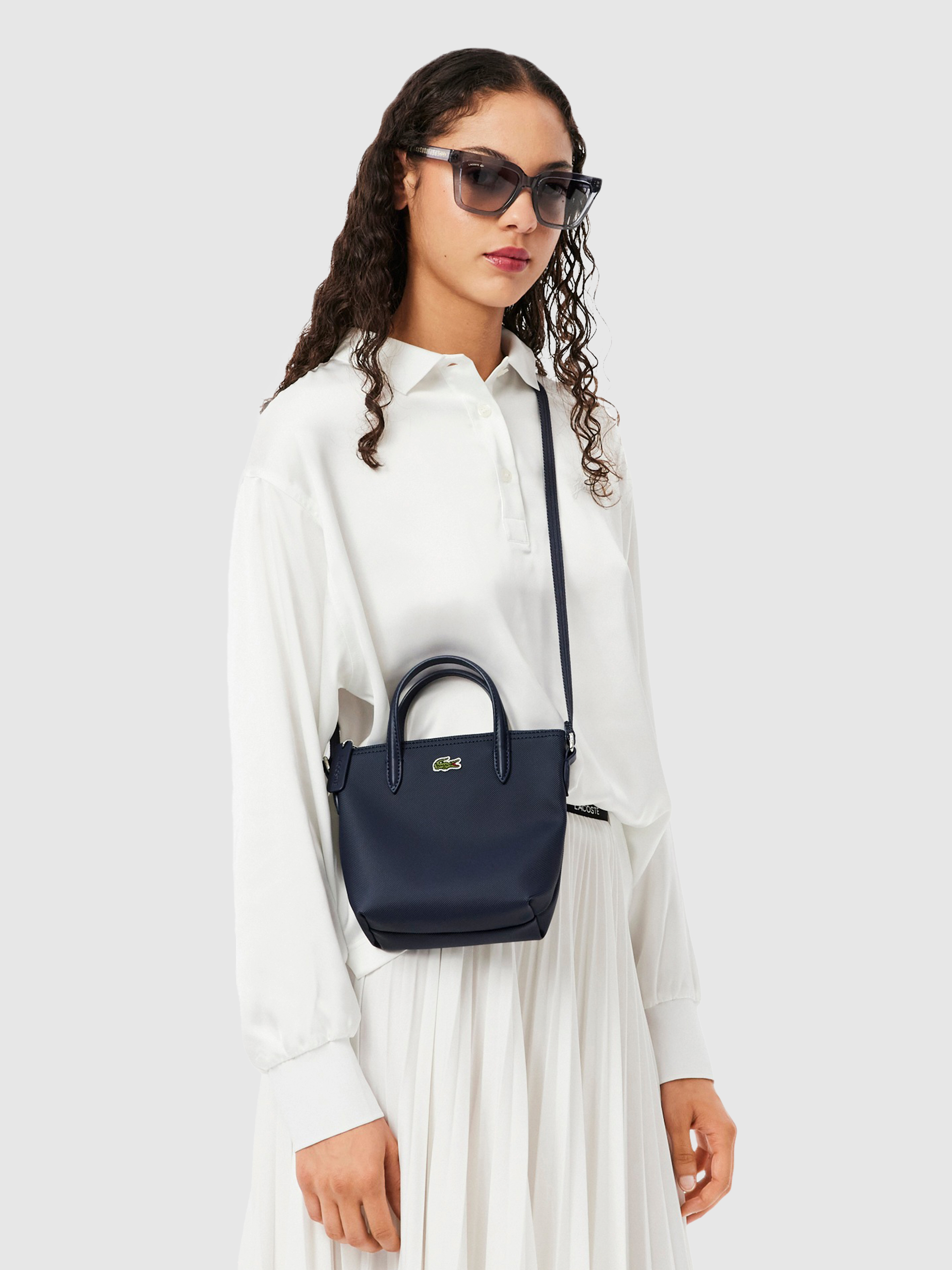 Shoppers Woman Navy Blue Lacoste