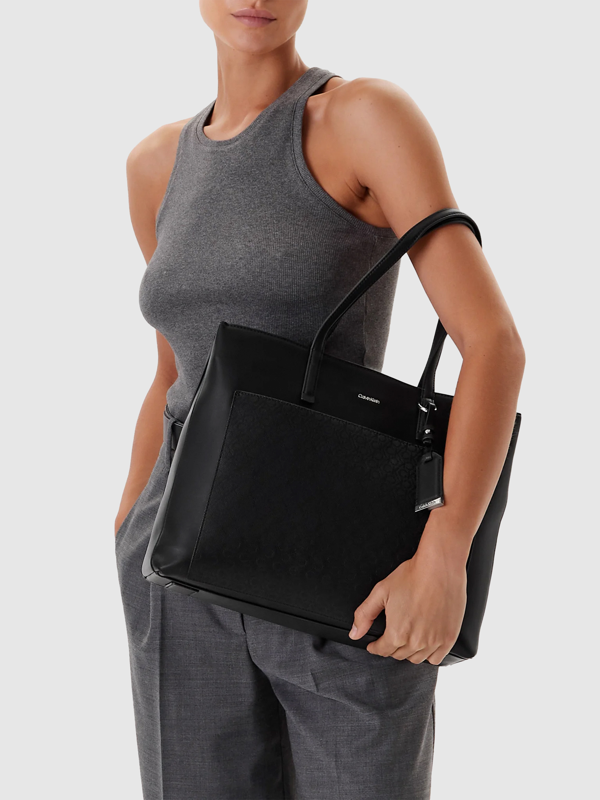 Shoppers Woman Black Calvin Klein