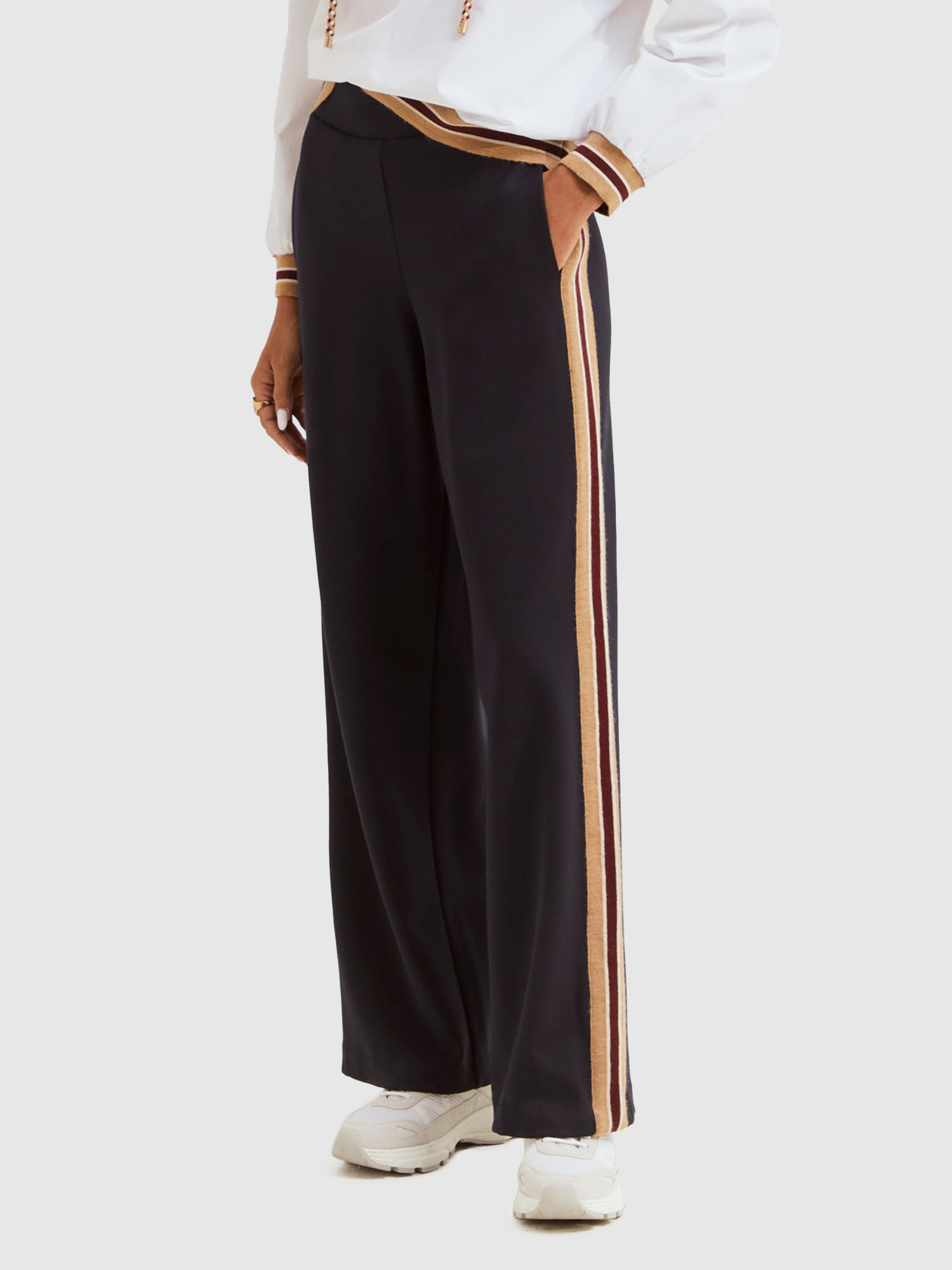 Pants Woman Navy Blue Lion Of Porches